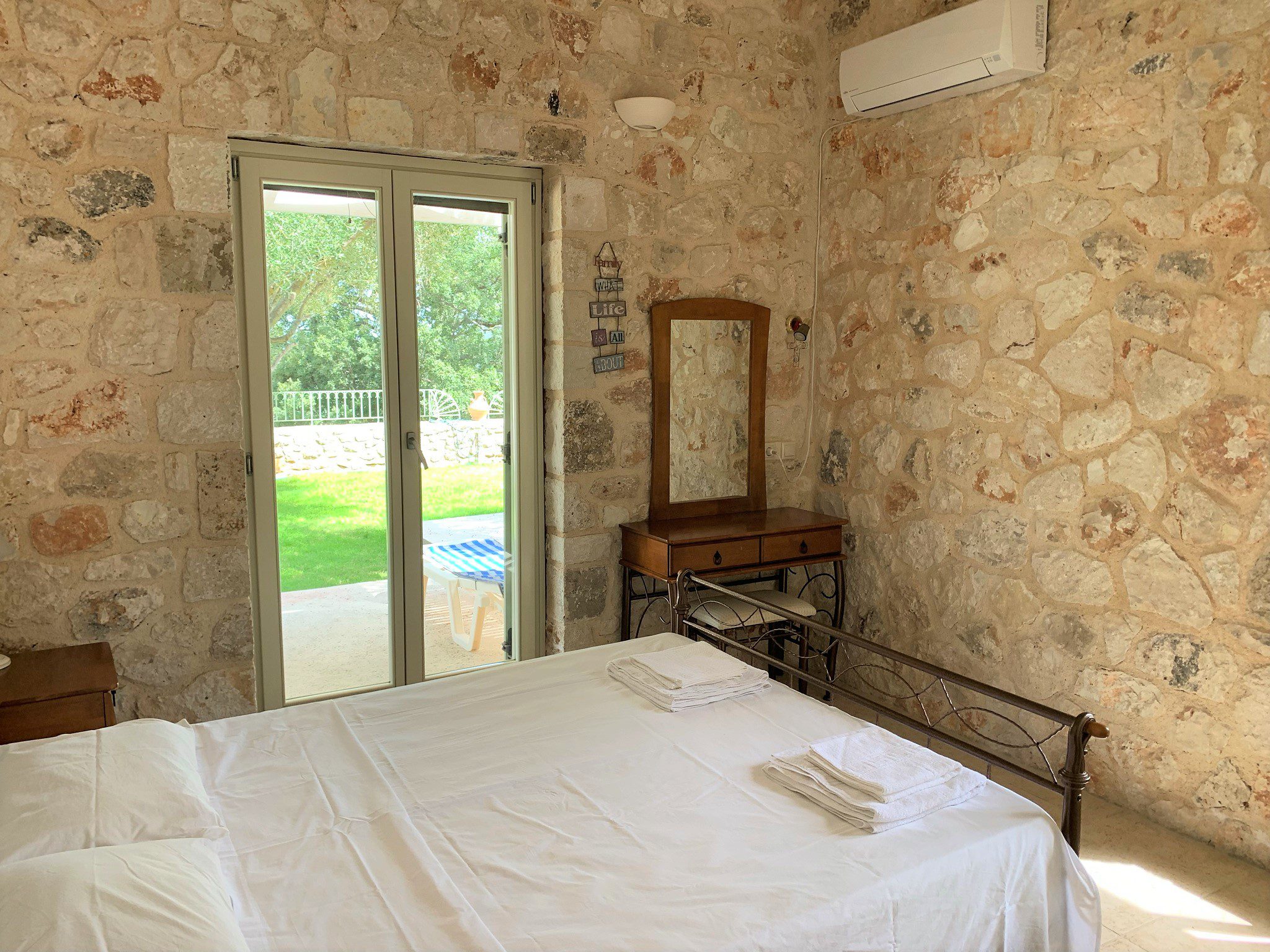 Bedroom of holiday houses for rent on Ithaca Greece, Stavros