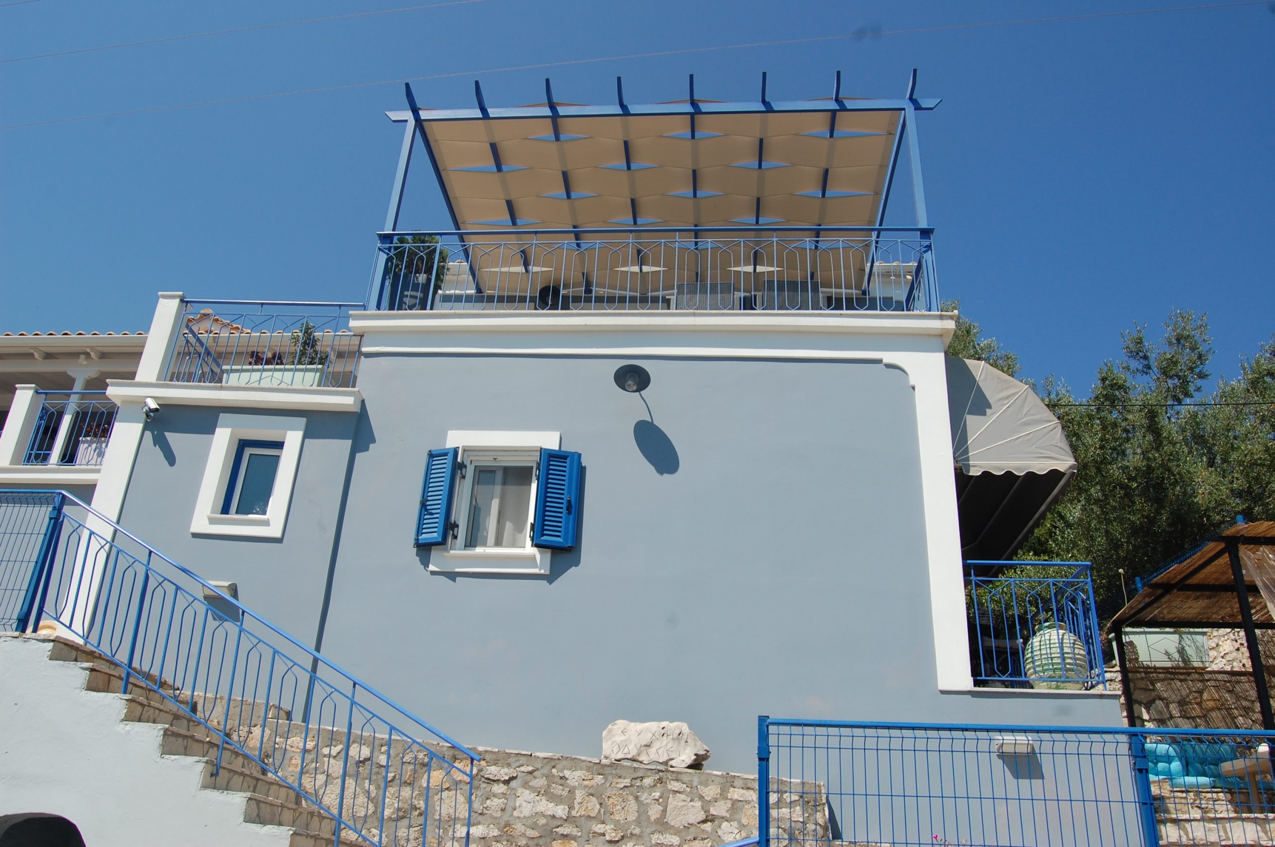 Front exterior bussiness for sale , Ithaca Greece Vathi