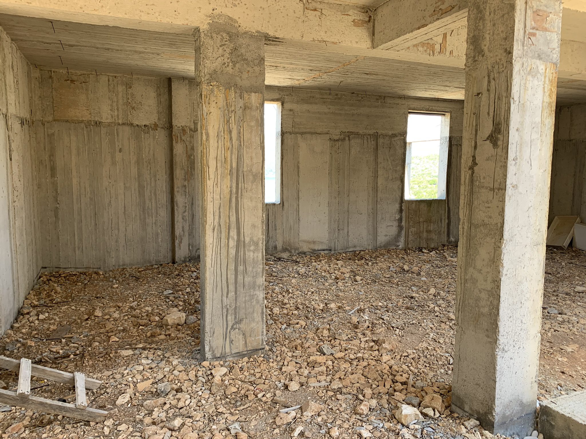 Structural foundation of property old off plan in Vathi