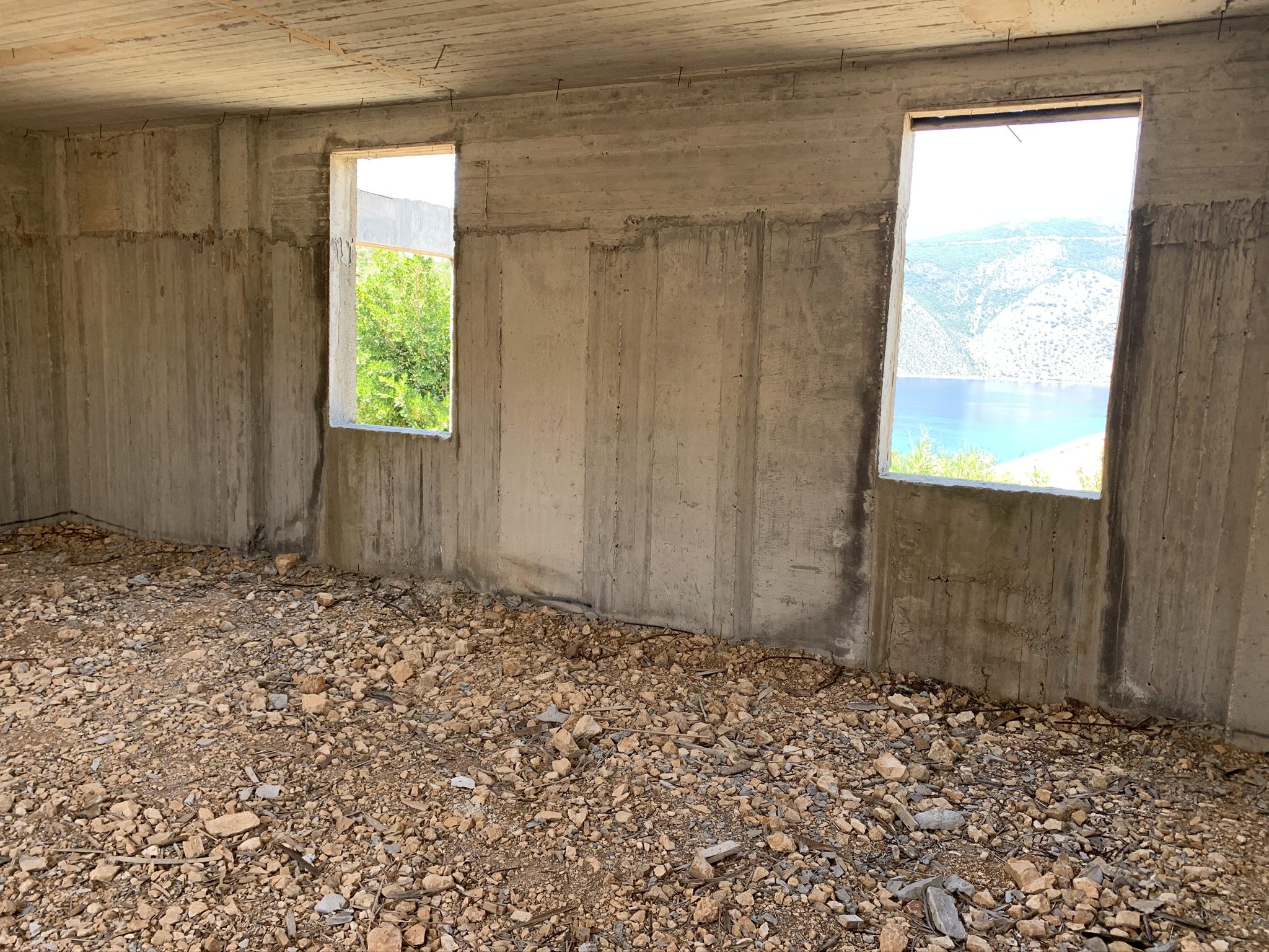 Structural foundation of property old off plan in Vathi