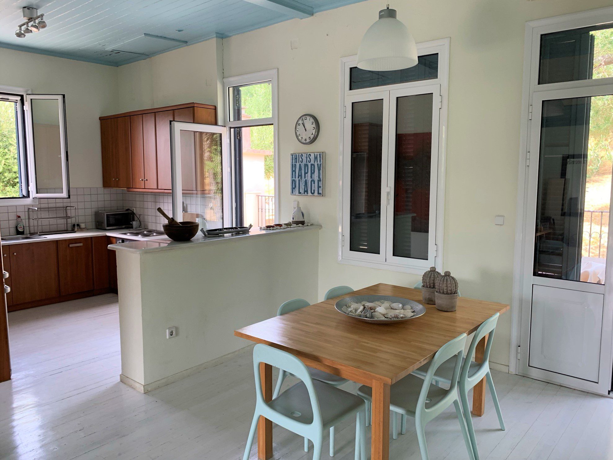 Kitchen area of holiday house for rent on Ithaca Greece, Kolleri