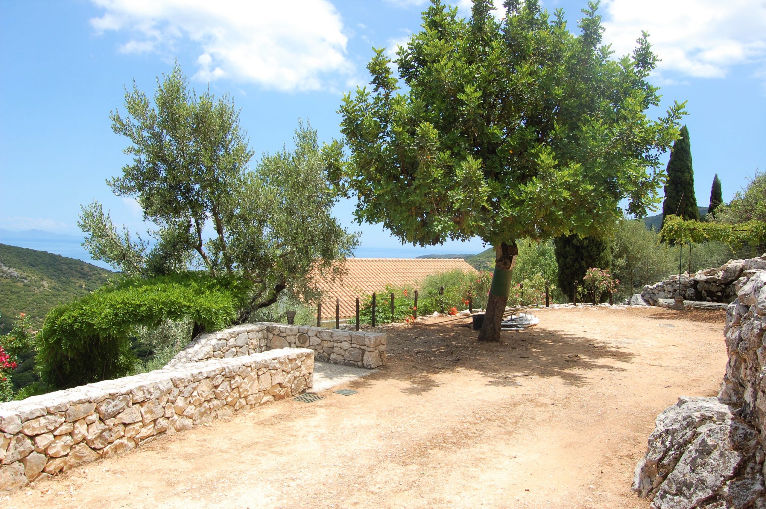 Private driveway to house for sale Ithaca Greece