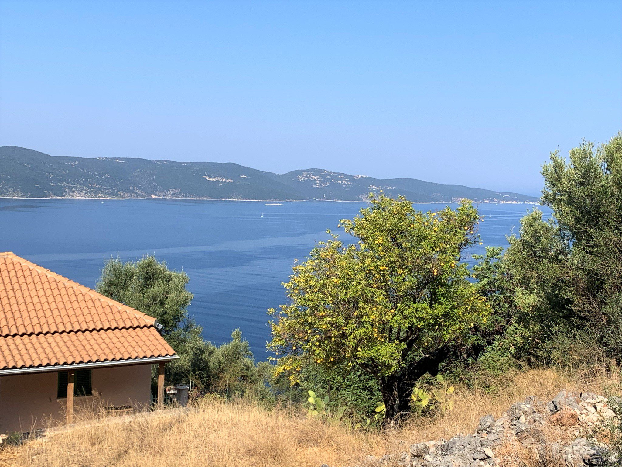 Θέα από το σπίτι προς πώληση Ιυχάκα Ελλάδα, Λευκάκι