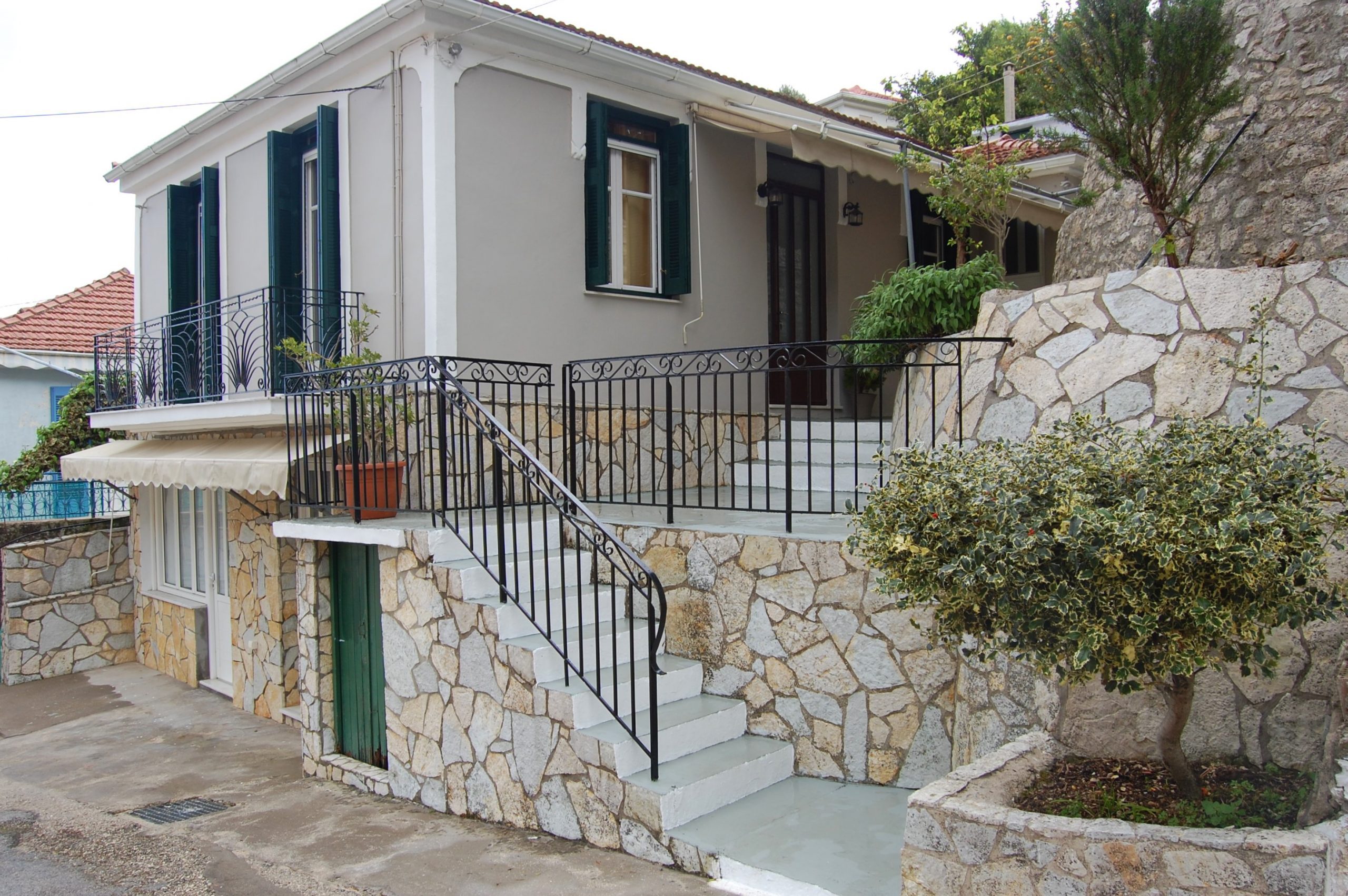 Front exterior of house for sale in Ithaca Greece, Perachori