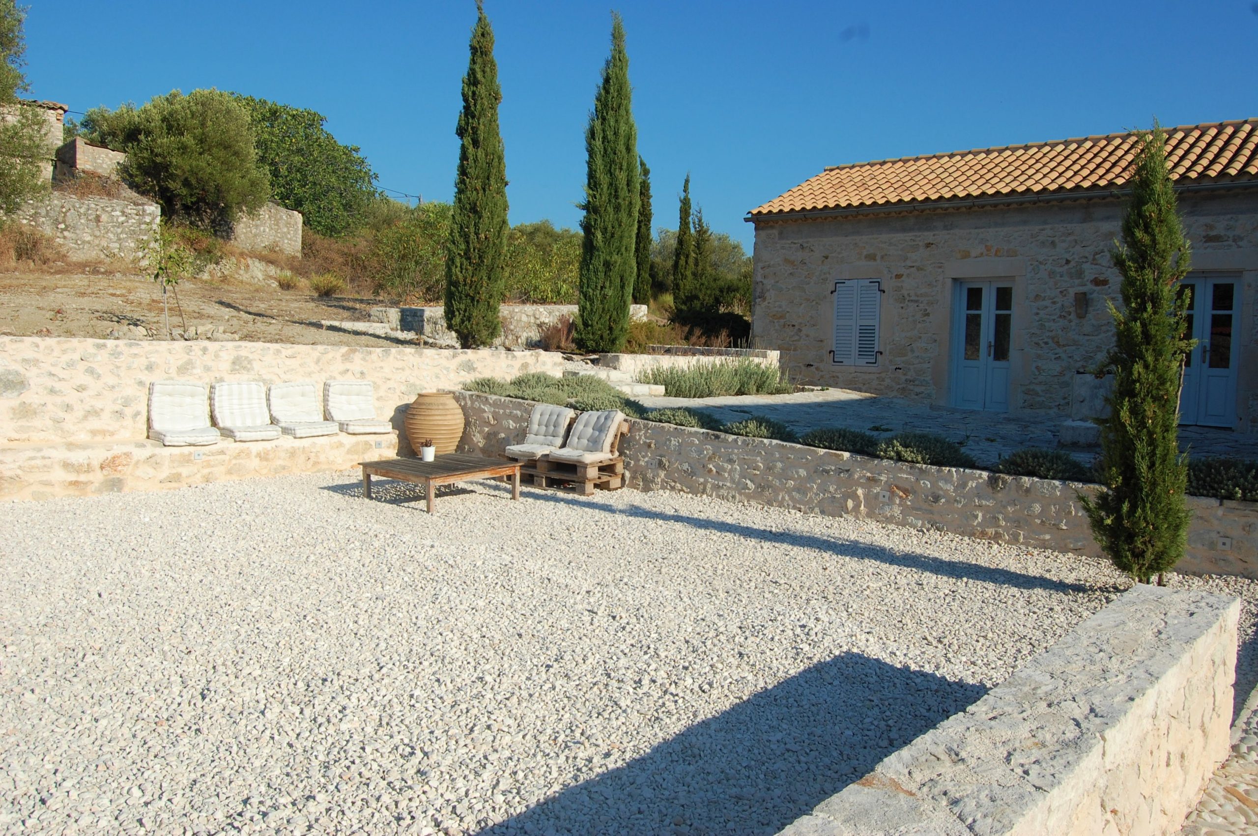 Stone built Villa Kalos and outside courtyard for rent, Ithaca Greece Lahos