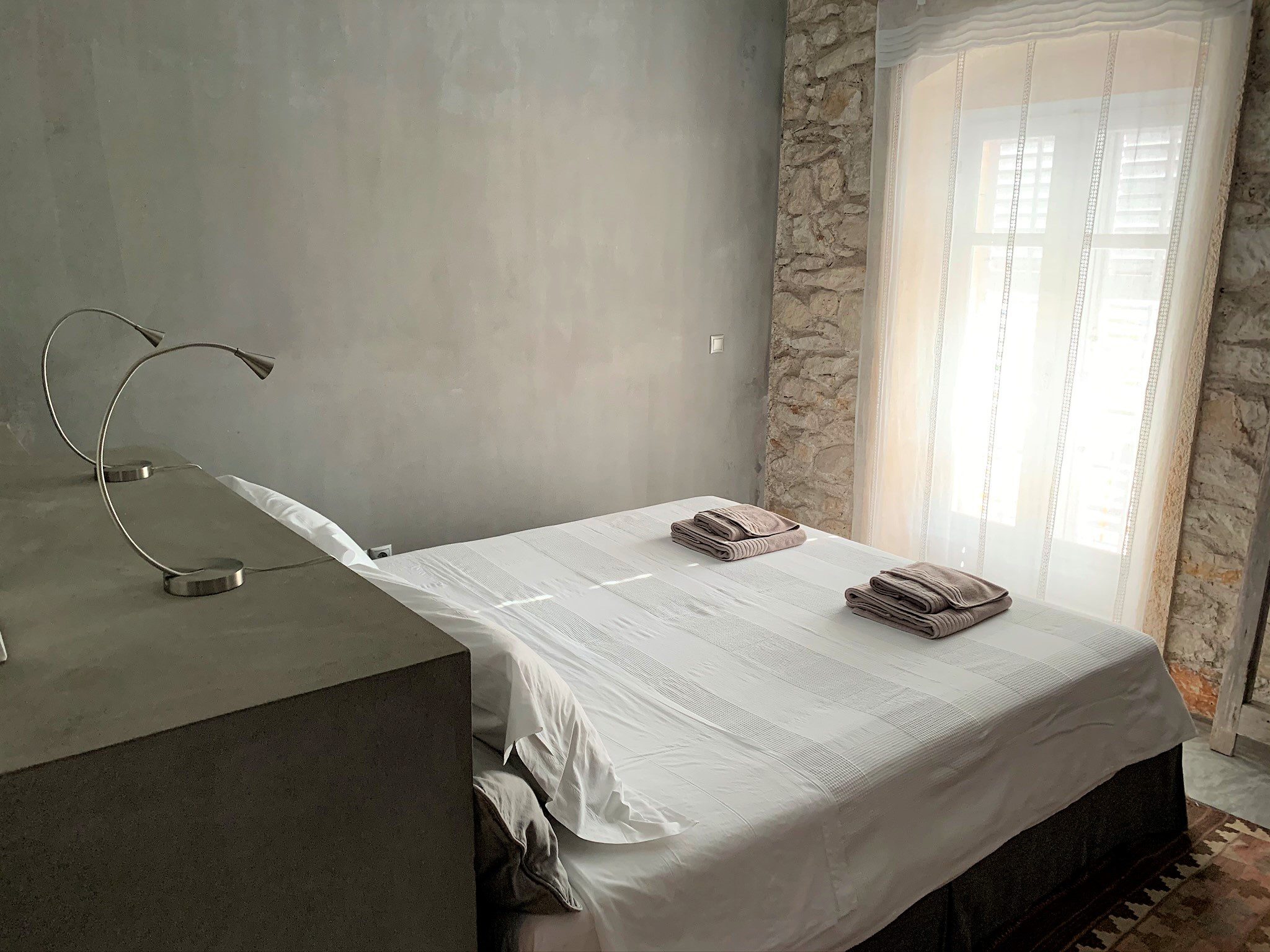 Υπνοδωμάτιο με ιδιωτικό μπάνιο στο Villa Kalos προς ενοικίαση, Ιθύακα Λαχός