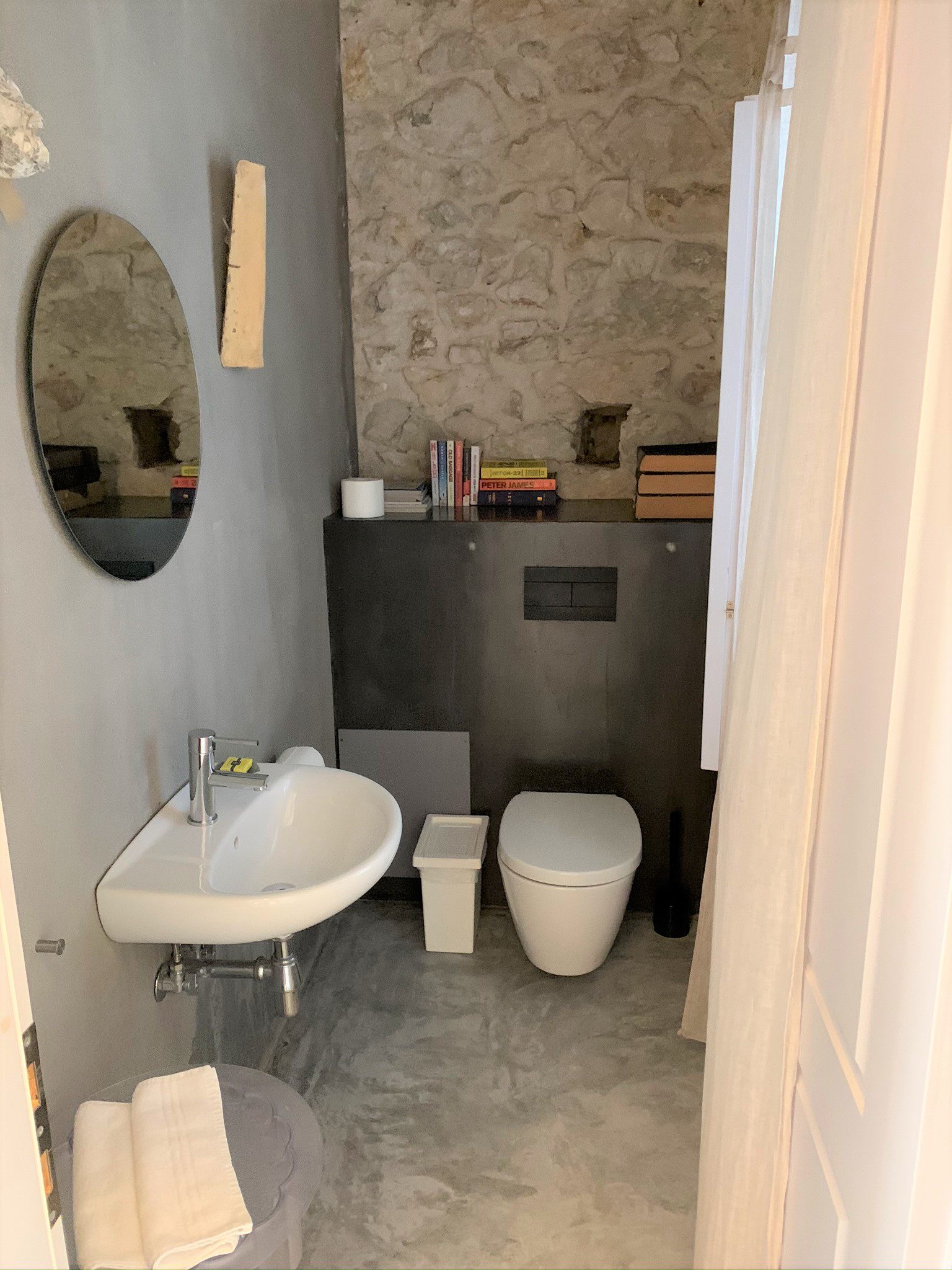 Bathroom at Villa Kalos for rent, Ithaca Greece Lahos
