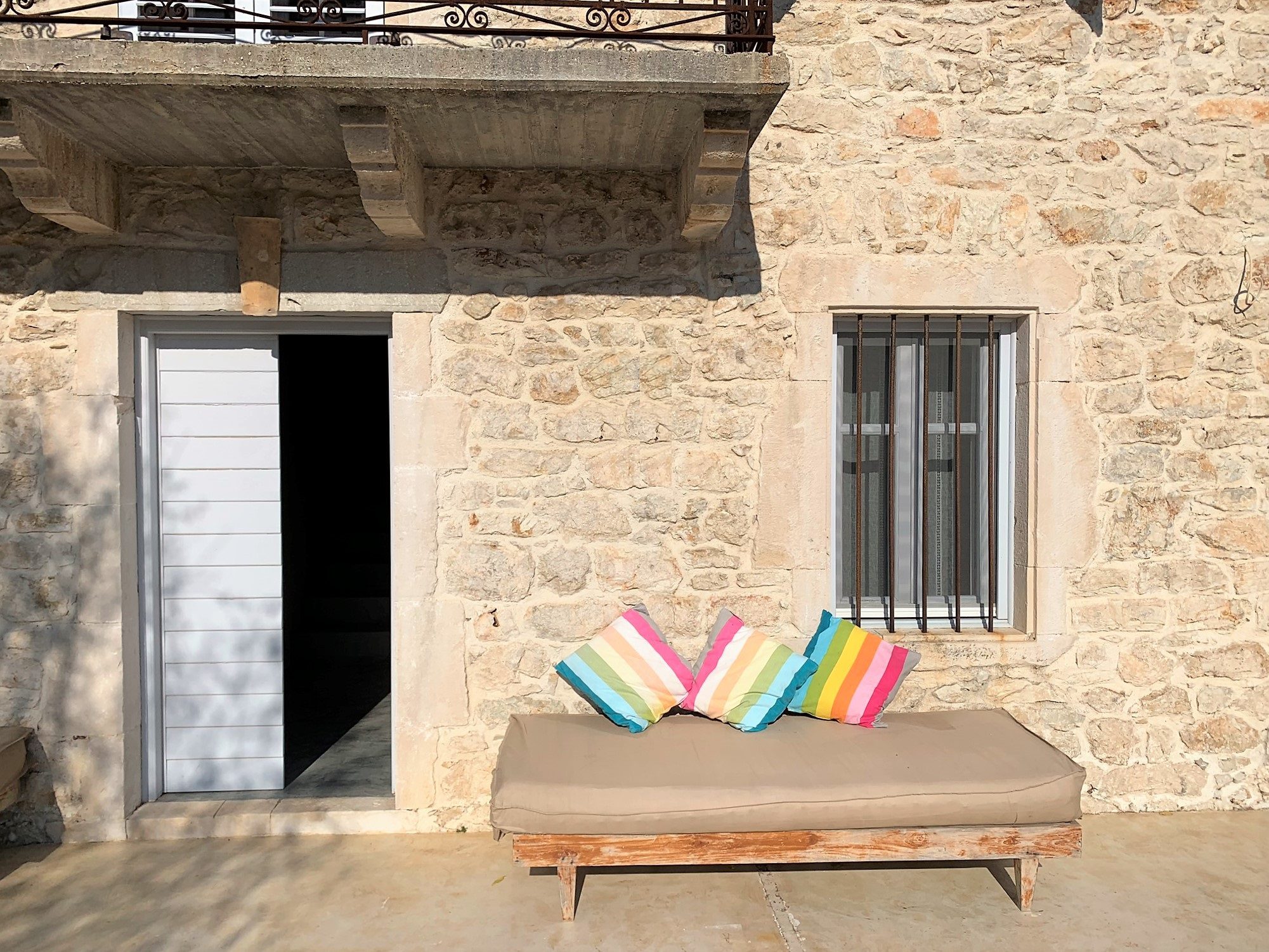 Outside patio of Villa Kalos and outside courtyard for rent, Ithaca Greece Lahos