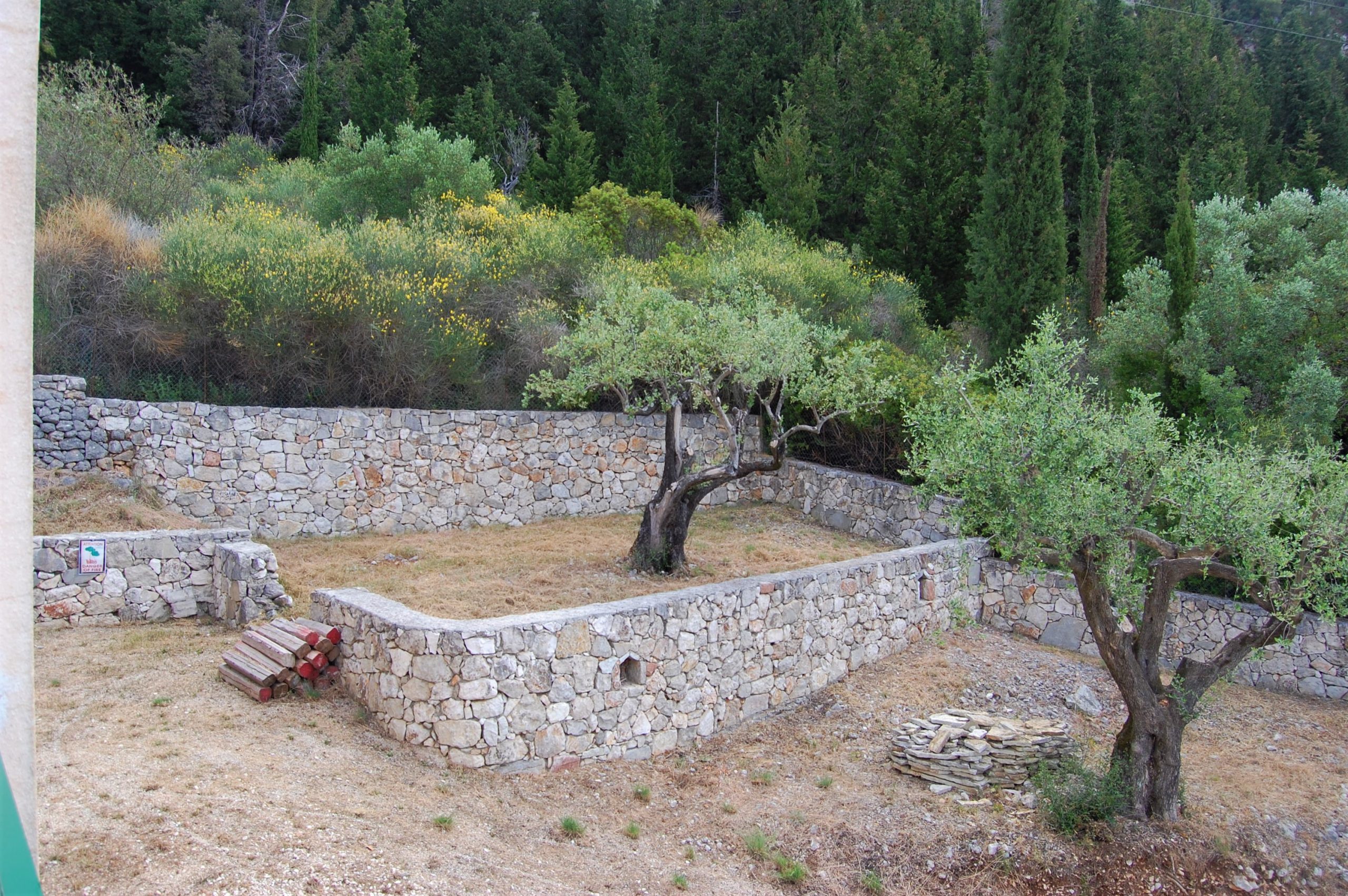 Garden area of property for sale on Ithaca Greece, Lefki
