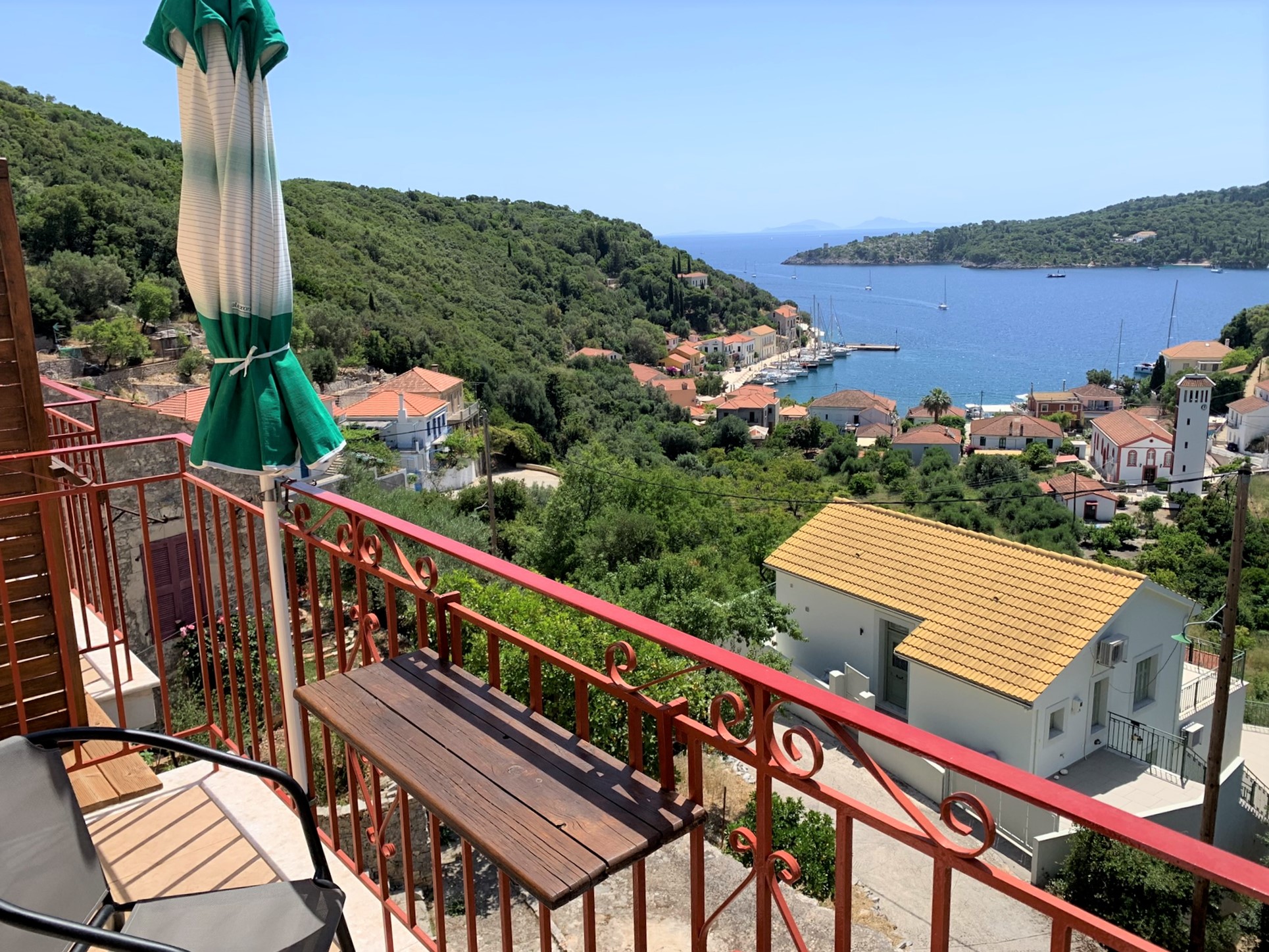 Agnandio Apartments to rent in Kioni, Ithaca Greece IDMVR002KIO MV
