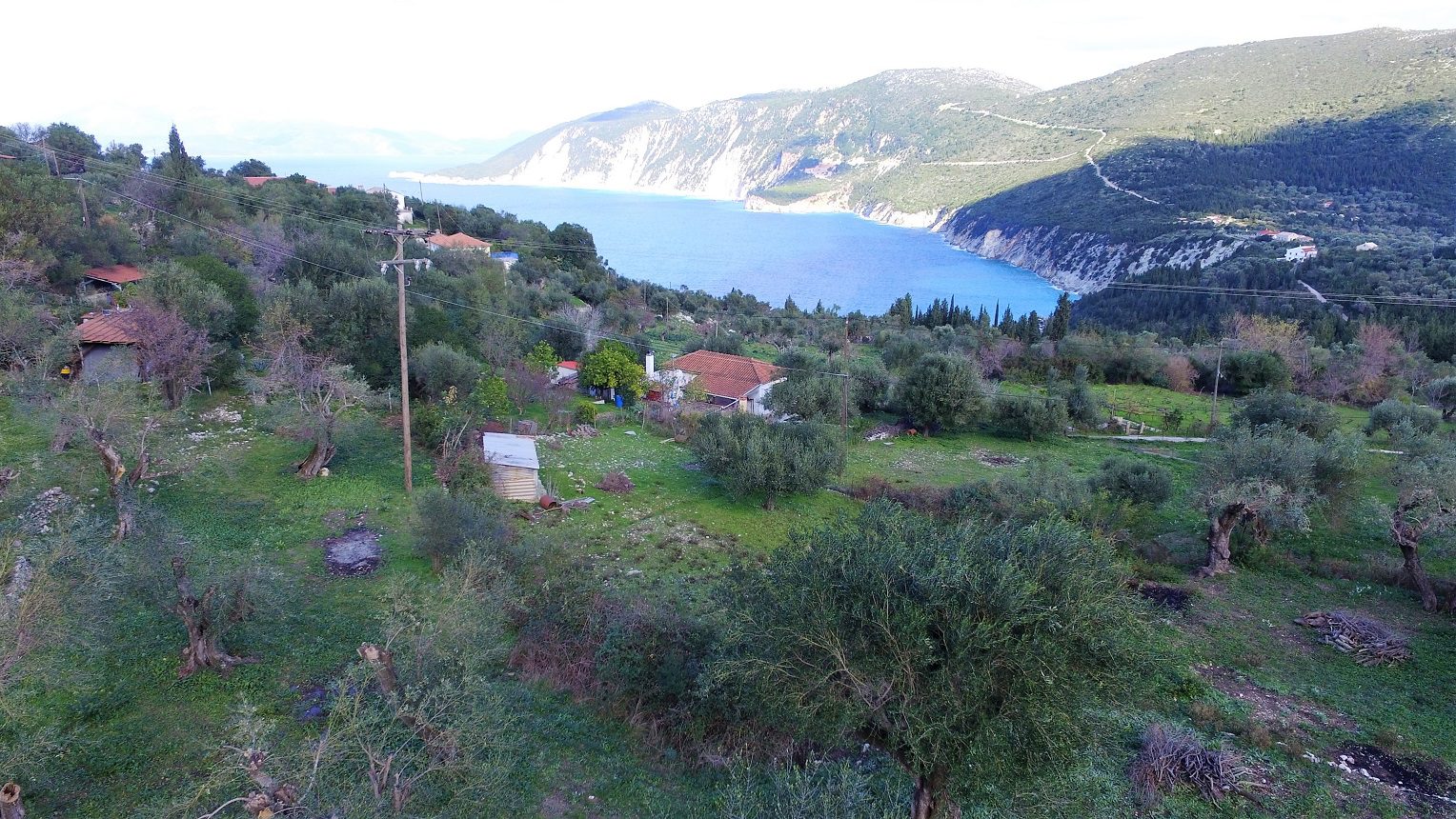 Έδαφος και θέα στη θάλασσα της γης προς πώληση στην Ιθάκα Της Ελλάδας, Κολλιερή