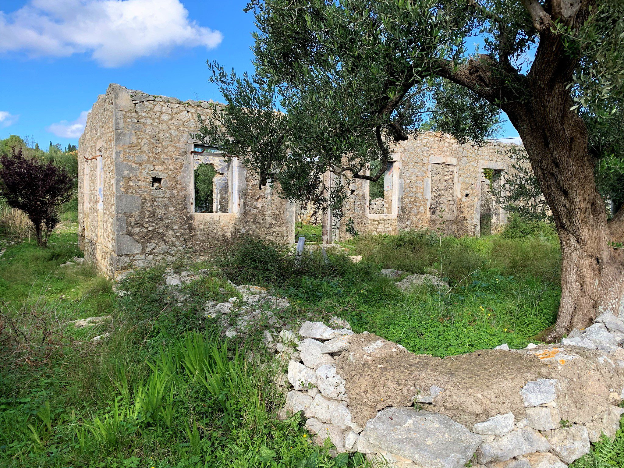 Stone ruin for sale in Ithaca Greece, Lahos