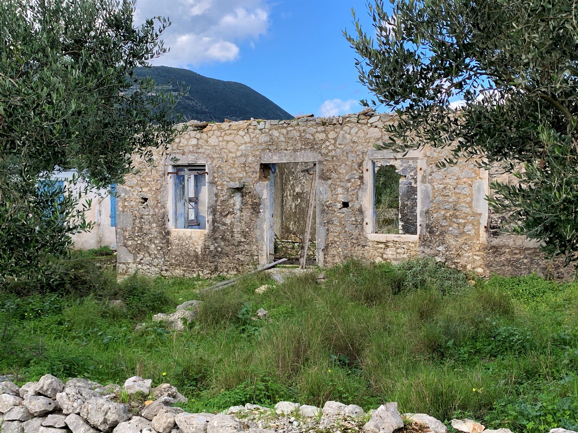 Stone ruin for sale in Ithaca Greece, Lahos