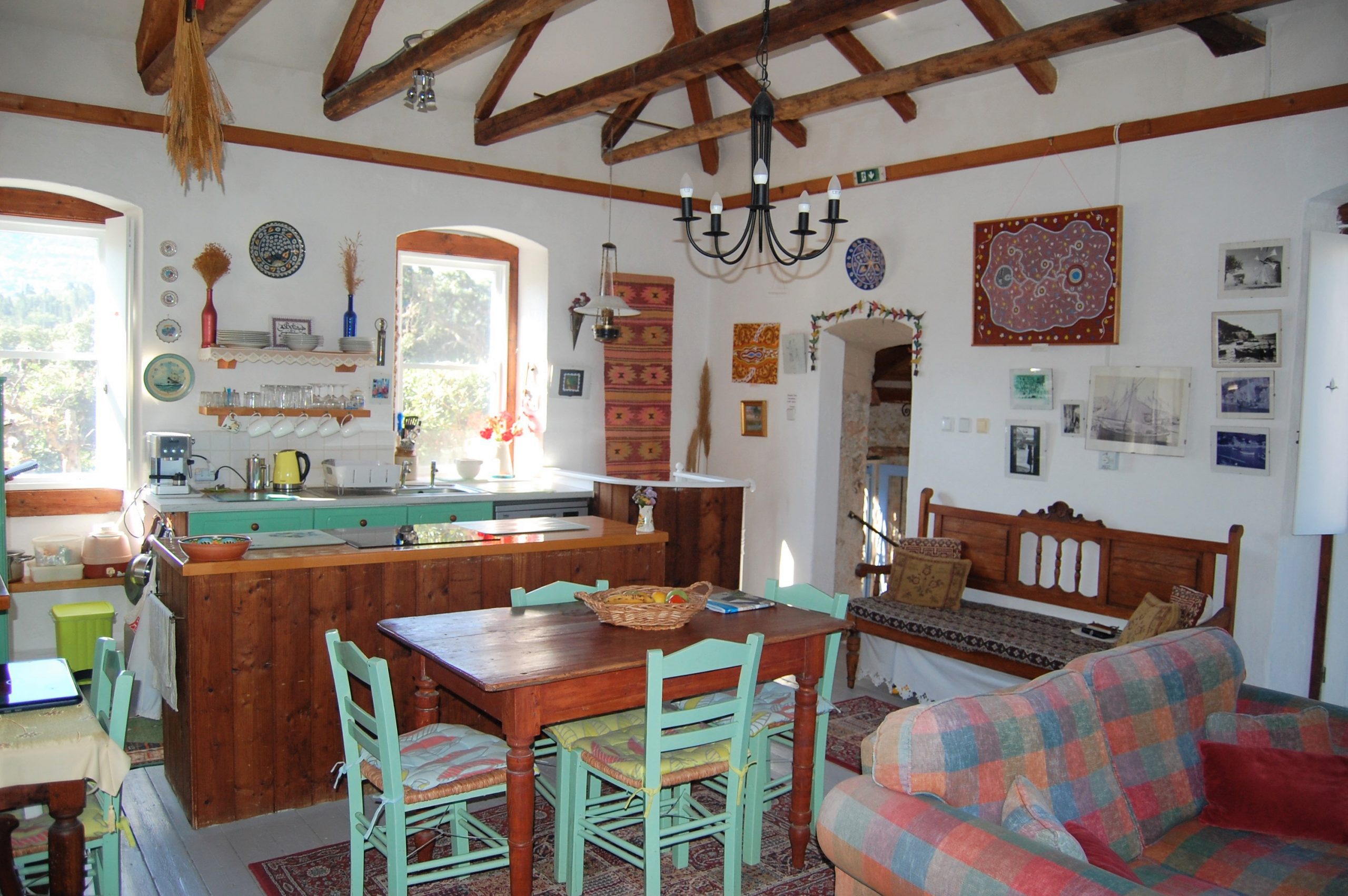 Living room / Kitchen of house for sale Ithaca Greece, Lahos