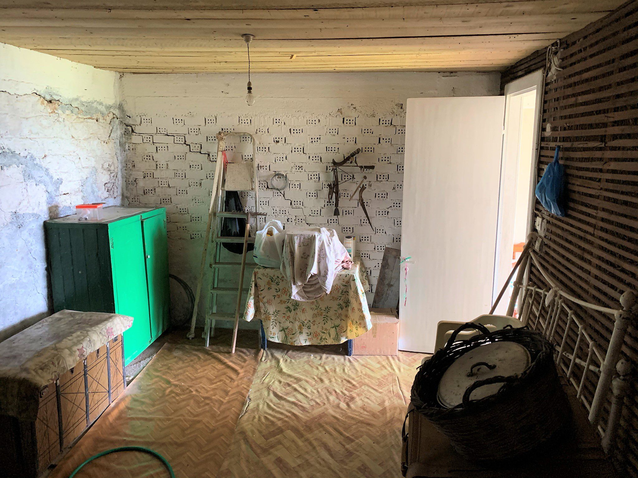 Store room of house for sale in ithaca Greece, Rachi