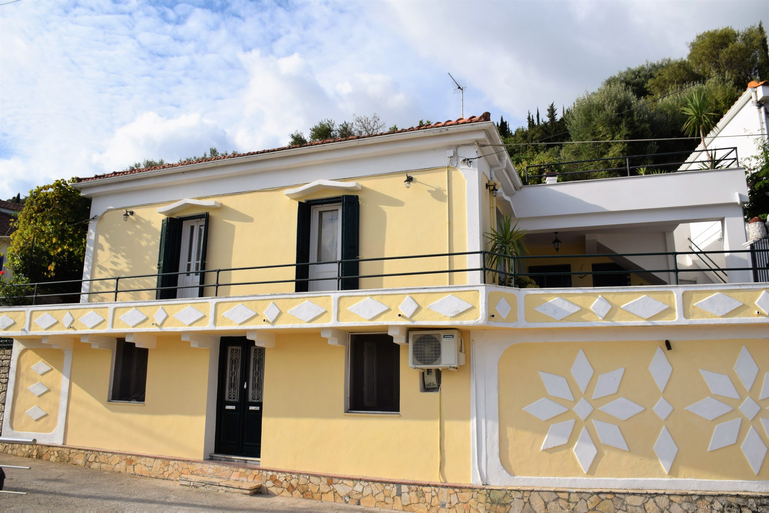 Exterior of house to rent in Ithaca Greece, Kioni