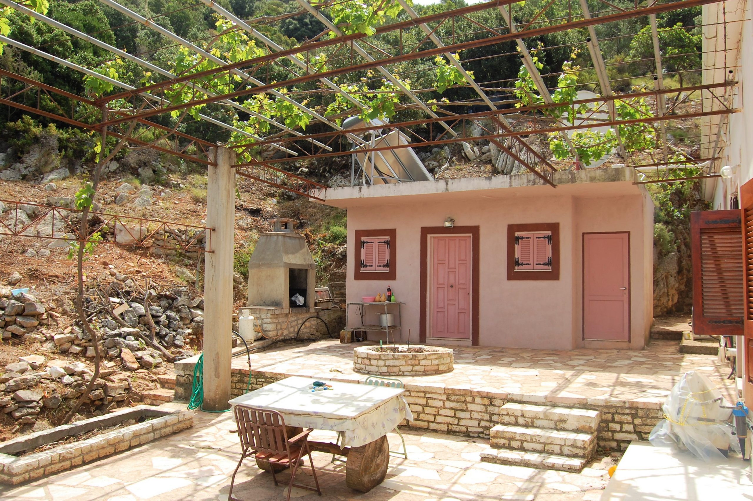 Terrace and studio of house for sale in Ithaca Greece, Vathi/Dexa