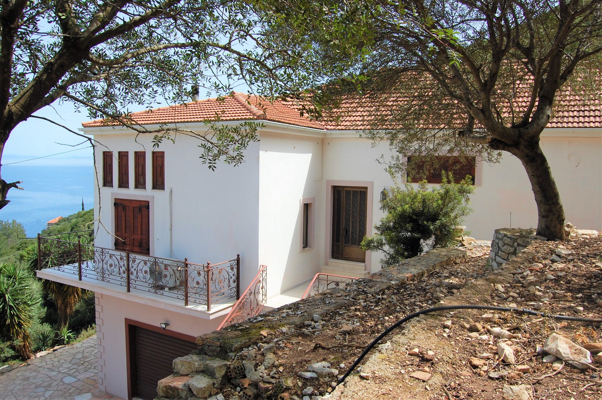Exterior of house for sale in Ithaca Greece, Vathi/Dexa
