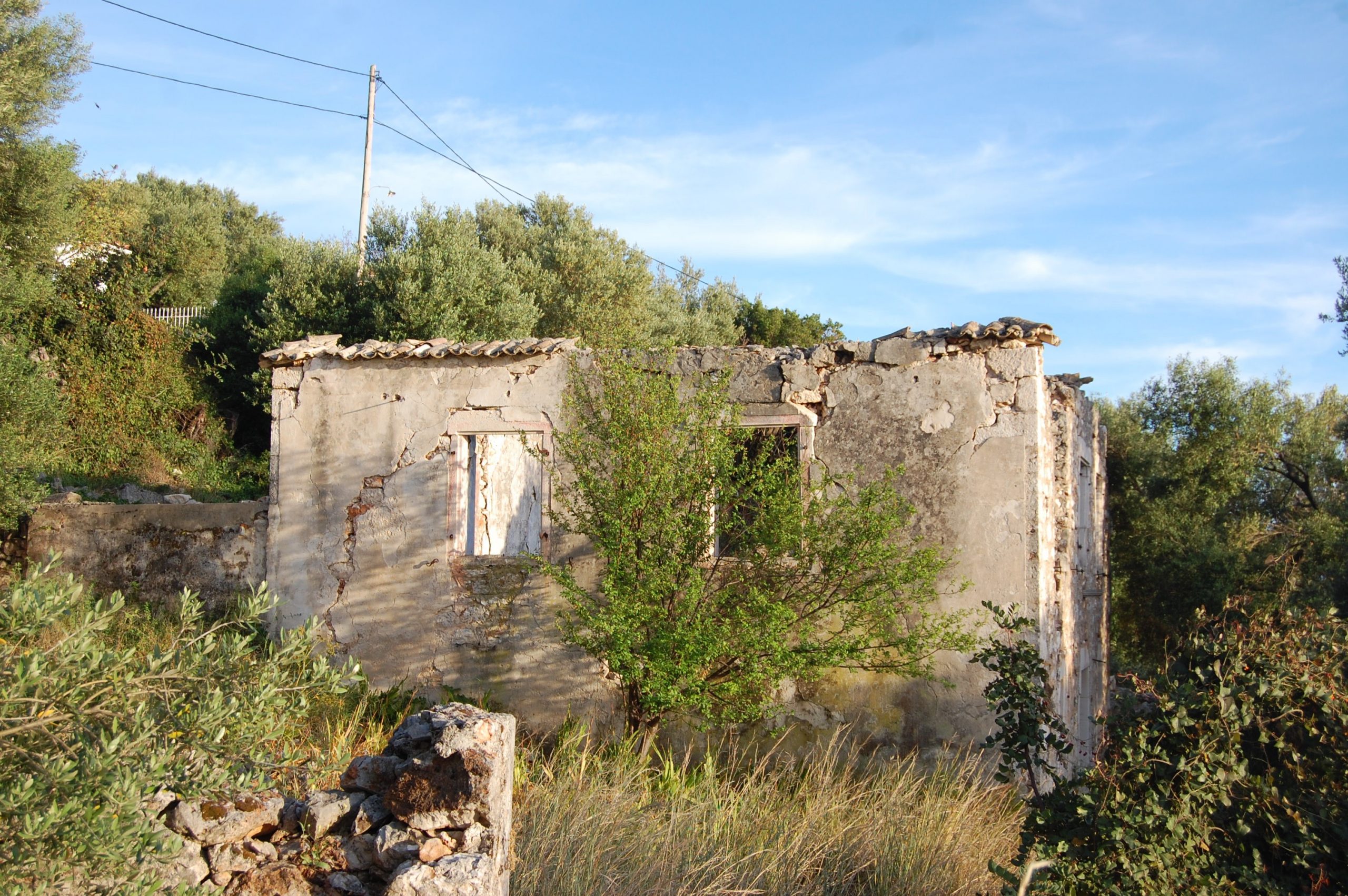Ruin of land for sale on Ithaca Greece, Lefki