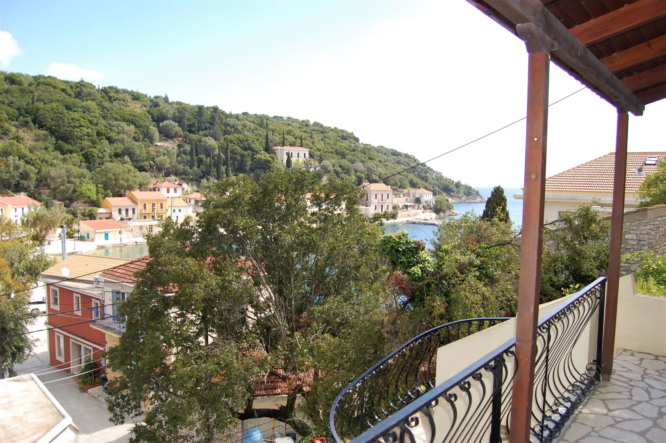 Views of holiday apartments for rent on Ithaca Greece, Kioni