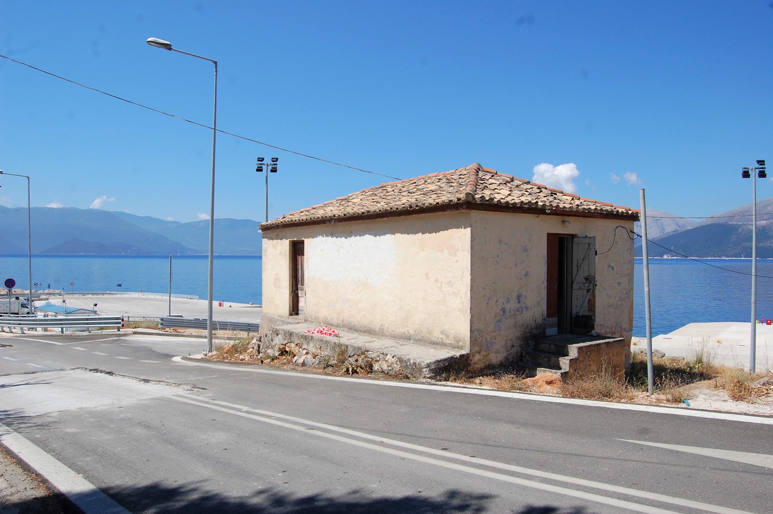 Road access to house for sale on Ithaca Greece, Piso Aetos