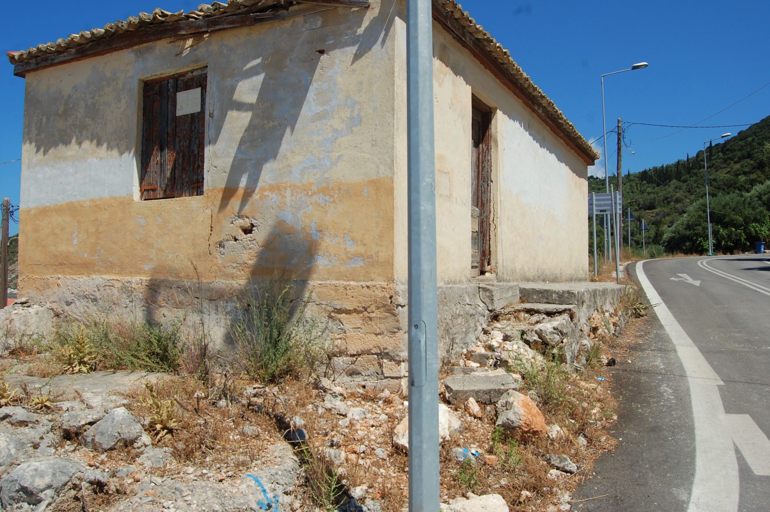 Exterior of house for sale on Ithaca Greece, Piso Aetos