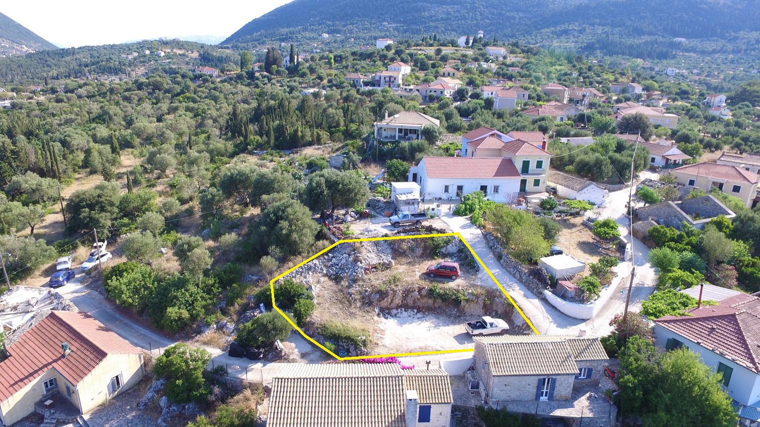 Εναέρια άποψη και σύνορα γης προς πώληση Ιθύαλος Ελλάδα, Ag Saranda