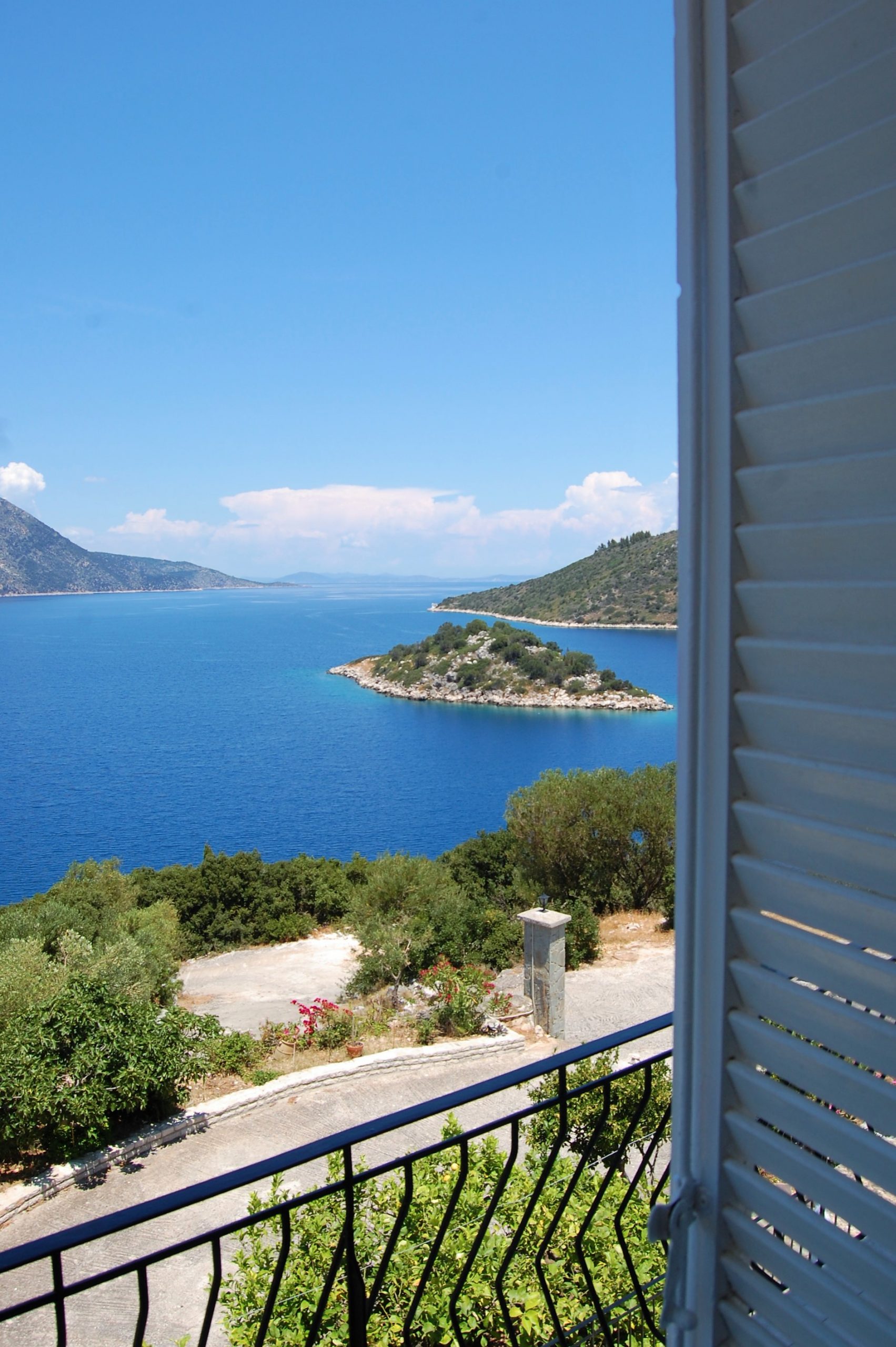 Views from holiday apartments for rent on Ithaca Greece, Vathi