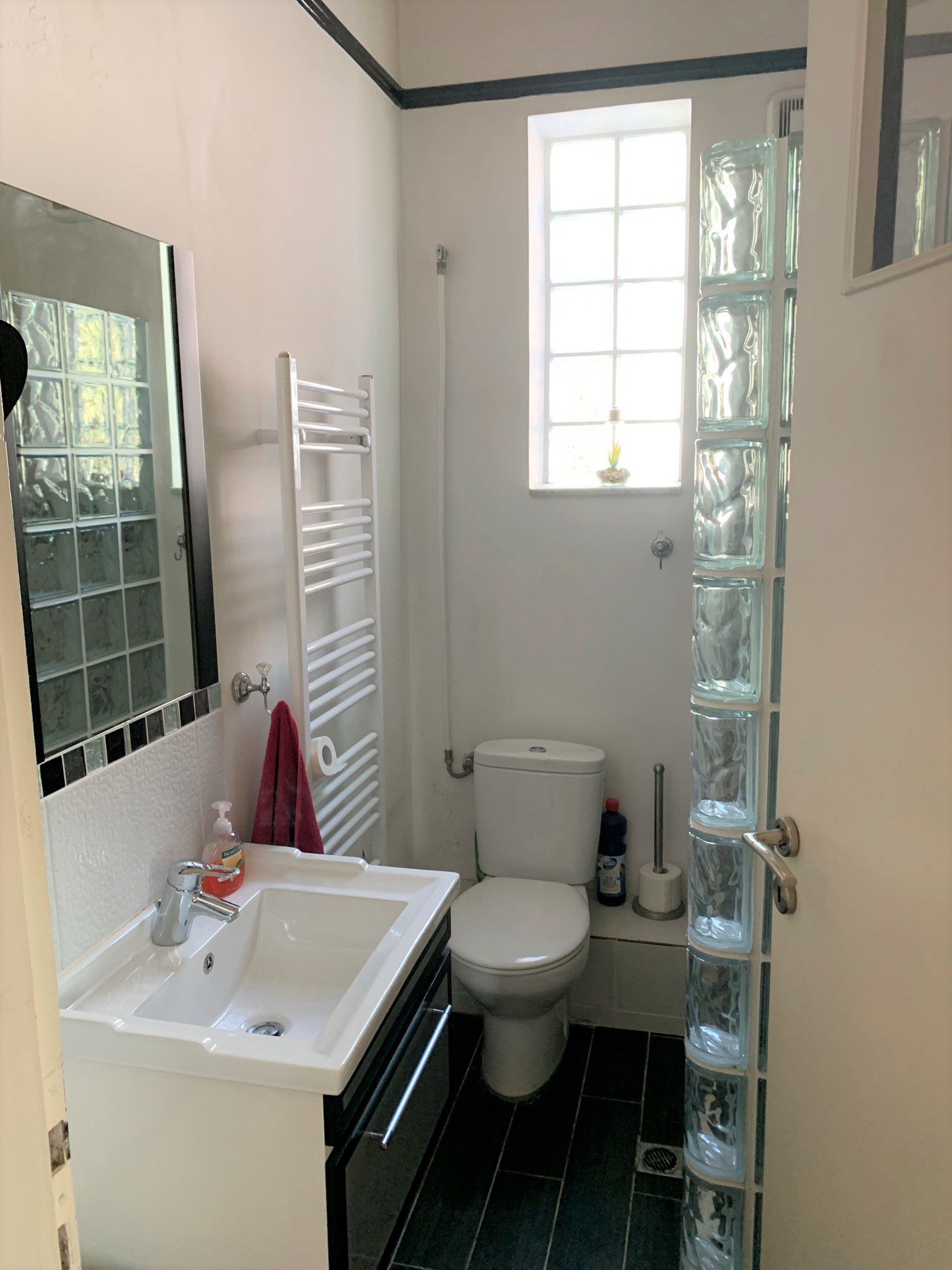 Bathroom of house for sale in Ithaca Greece, Lefki