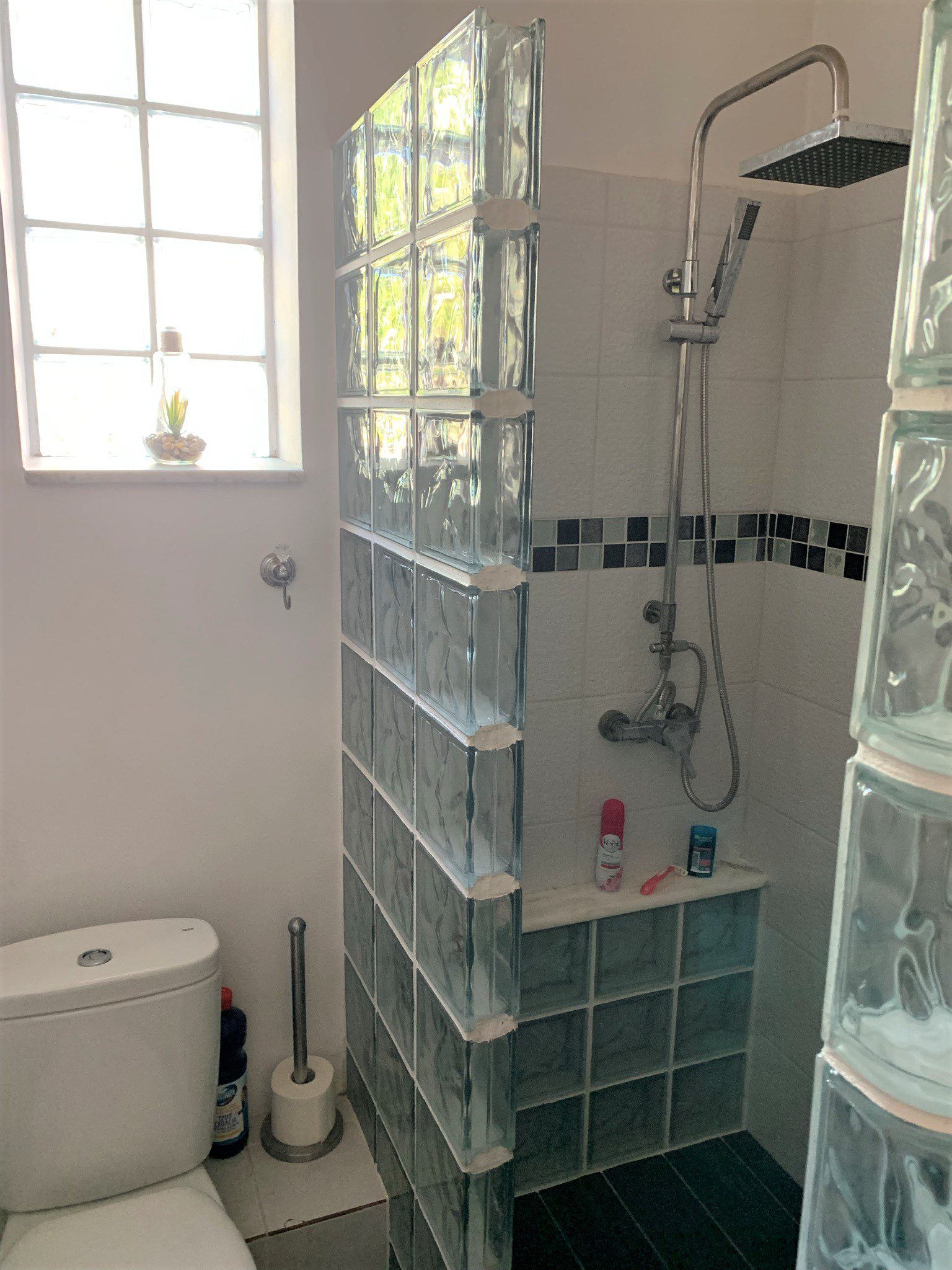 Bathroom of house for sale in Ithaca Greece, Lefki