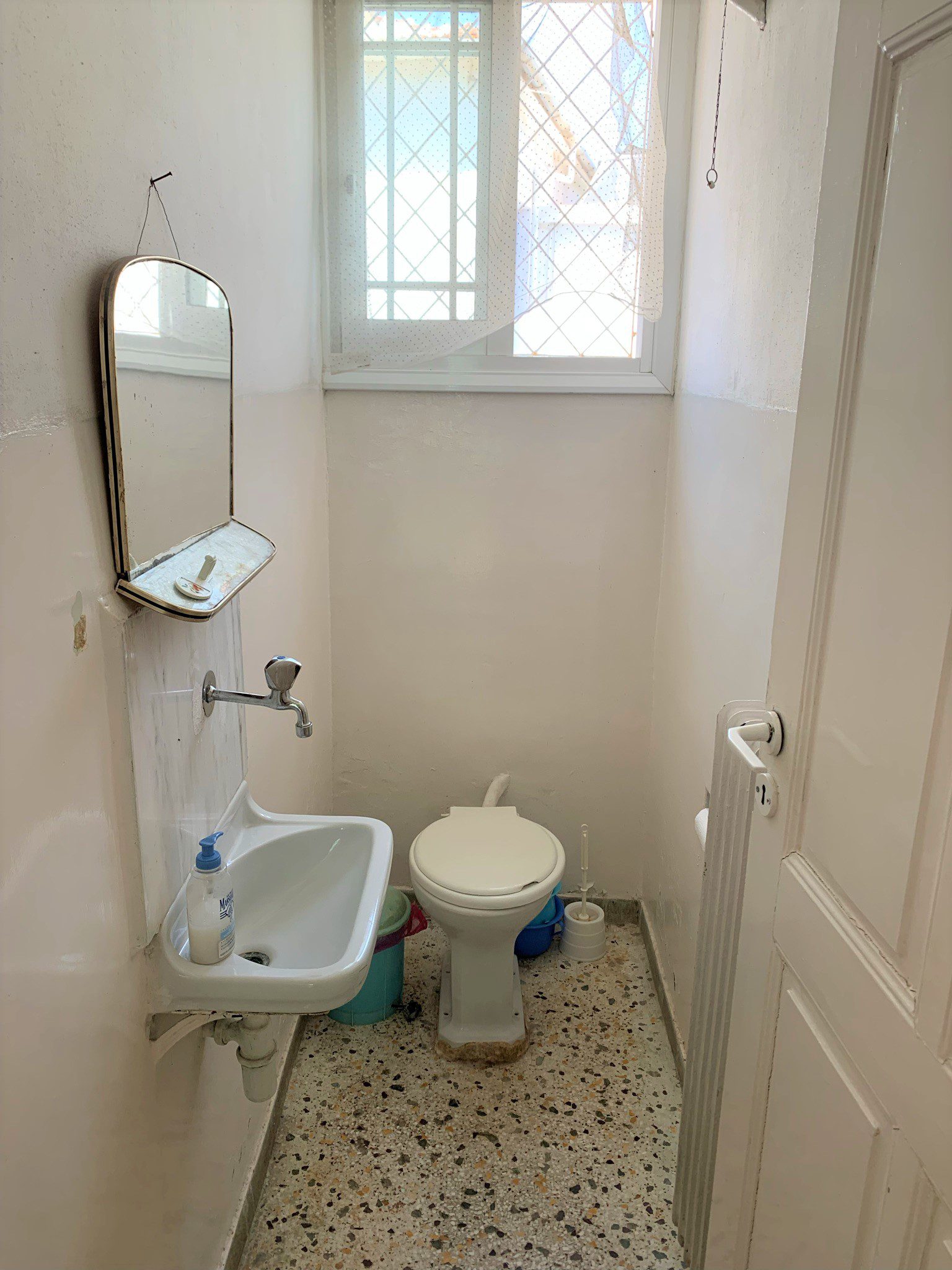 Μπάνιο κατοικίας προς πώληση στην Ιθάκη, Βαθύ