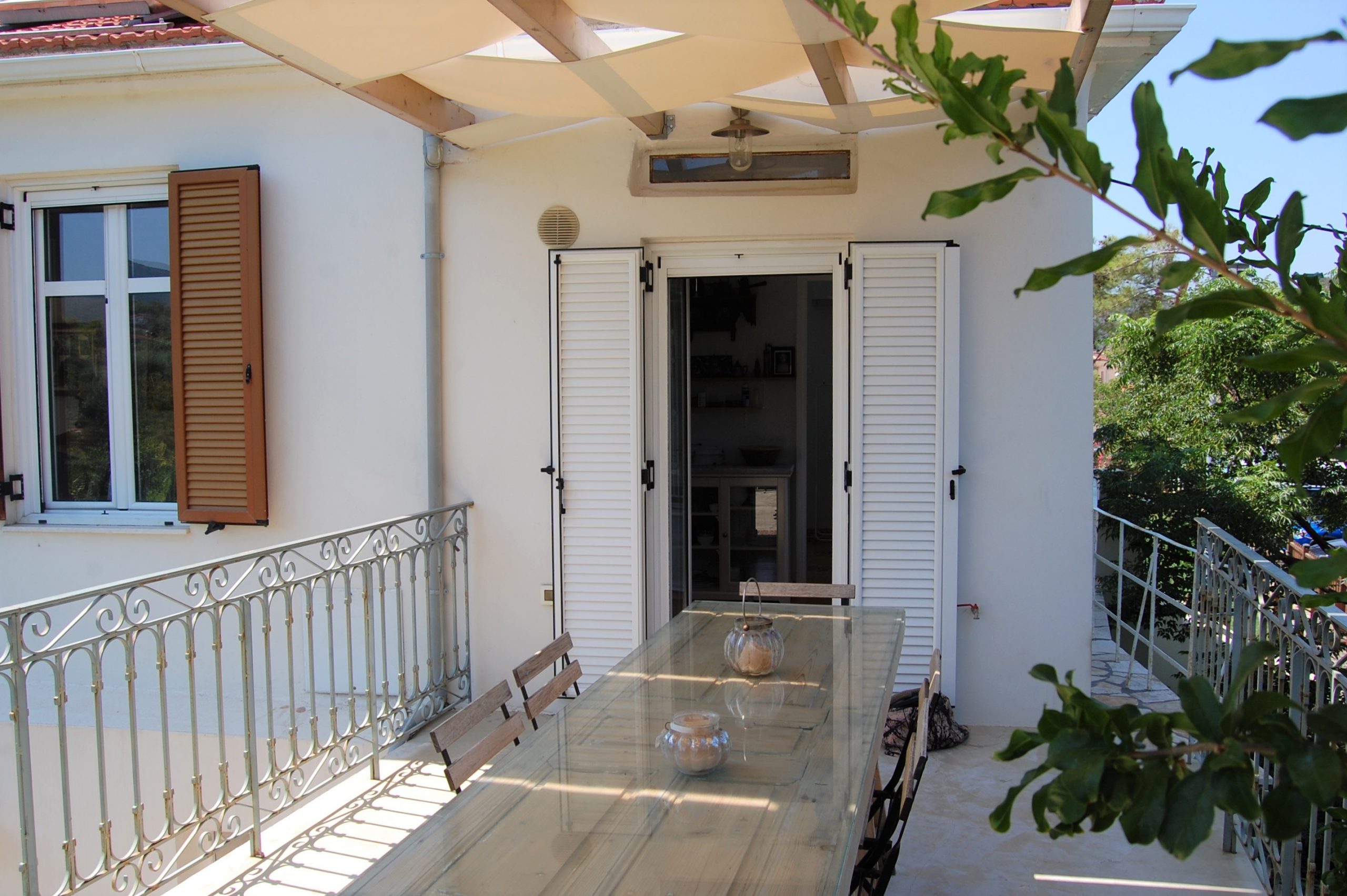 Outside balcony of house for rent in Ithaca Greece, Vathi