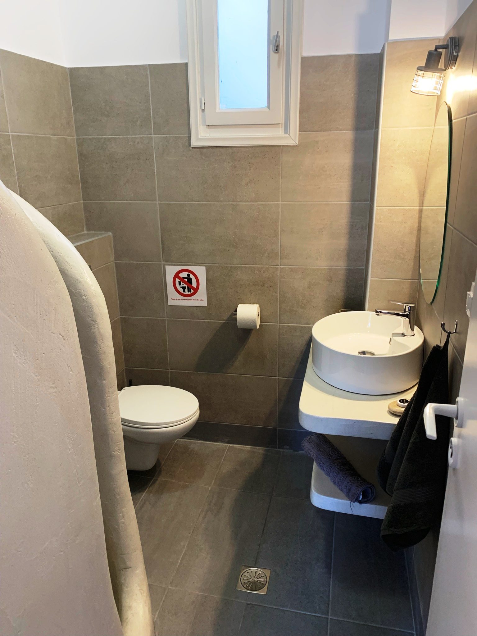 Bathroom of apartments for sale in Ithaca Greece, Kioni