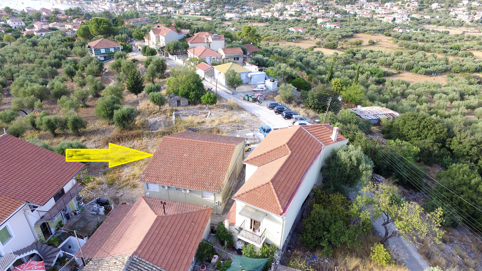Εναέρια θέα και τα σύνορα του σπιτιού προς πώληση Ιθάκη Ελλάδα, Βαθύ