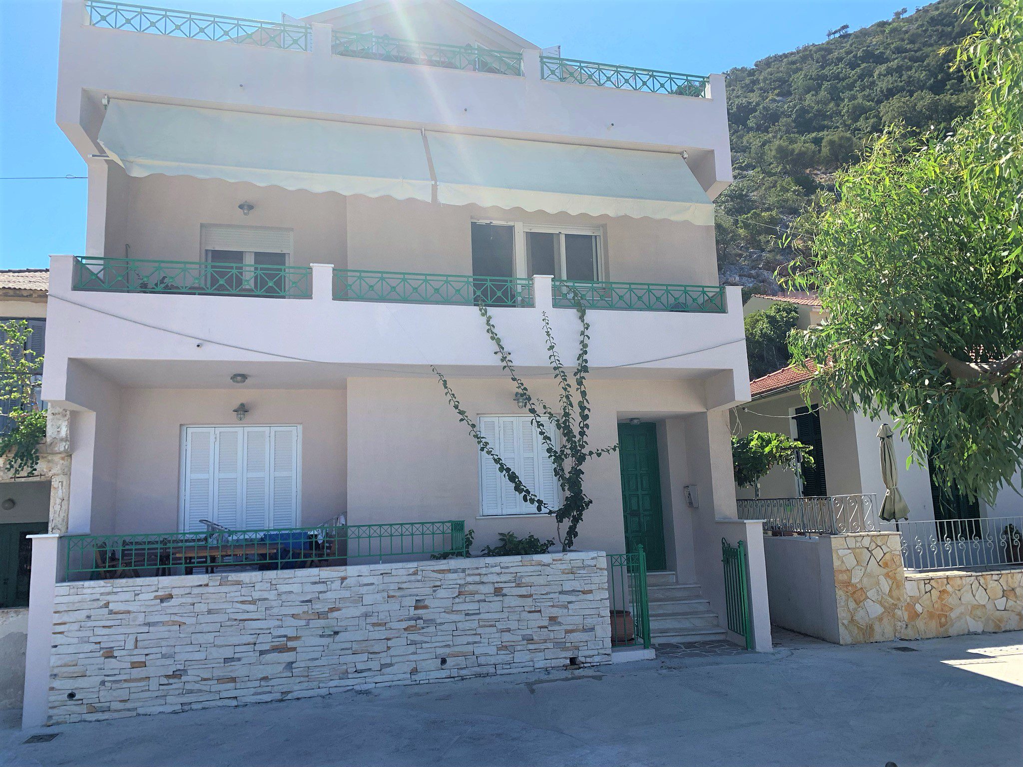 Exterior of apartment for rent in Ithaca Greece, Frikes