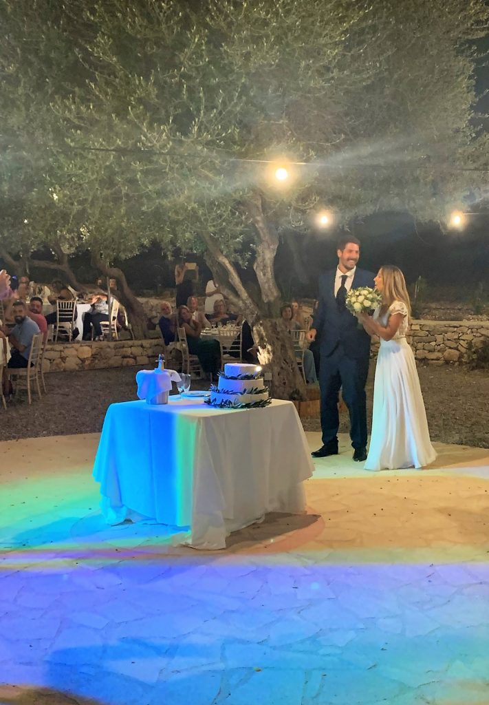 couple with cake, wedding Ithaca Greece