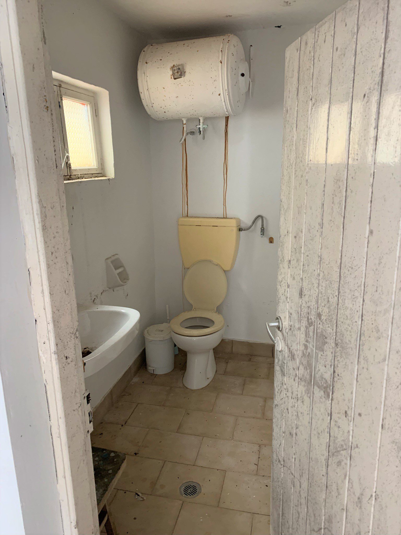 Bathroom area of house for sale Ithaca Greece, Aetos