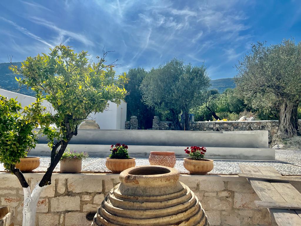Outdoor area of villa for rent on Ithaca Greece, Lahos