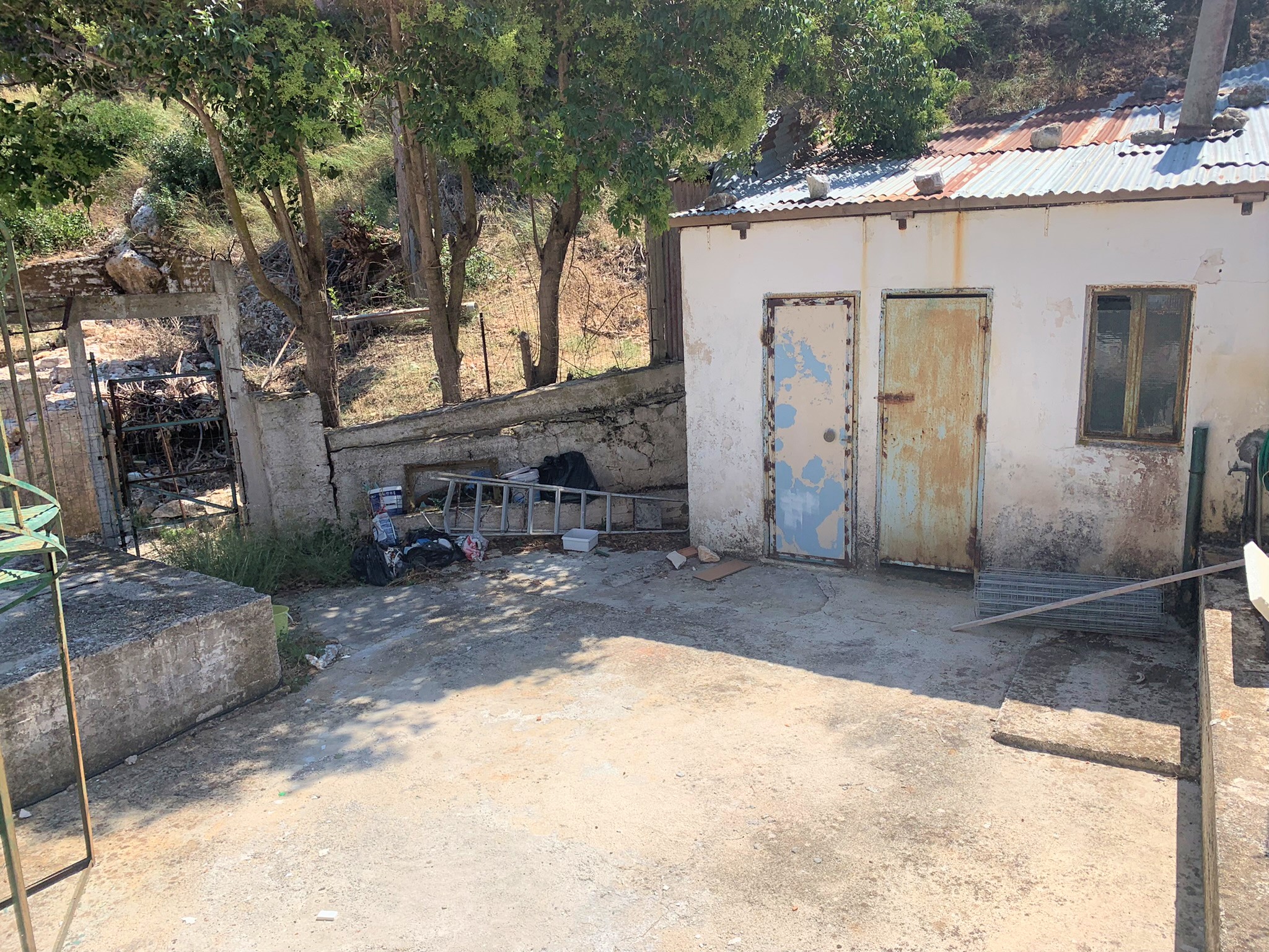 Outside area of house for sale in Ithaca Greece, Frikes