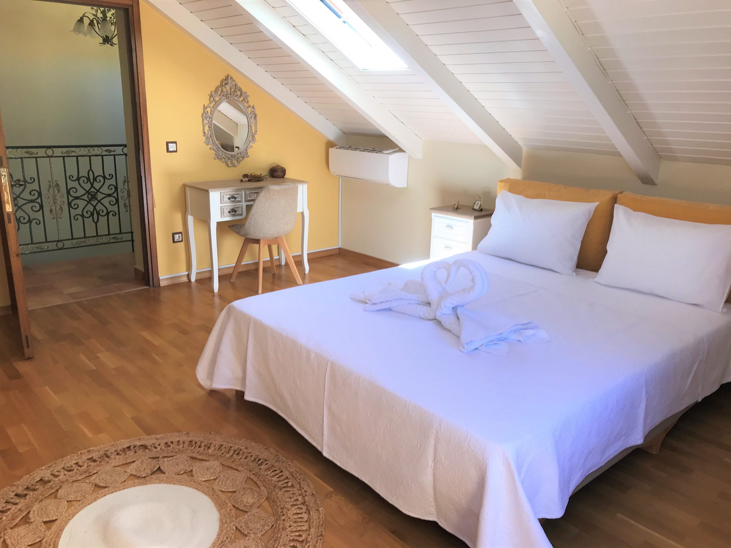 Bedroom of house for rent on Ithaca Greece, Anoghi