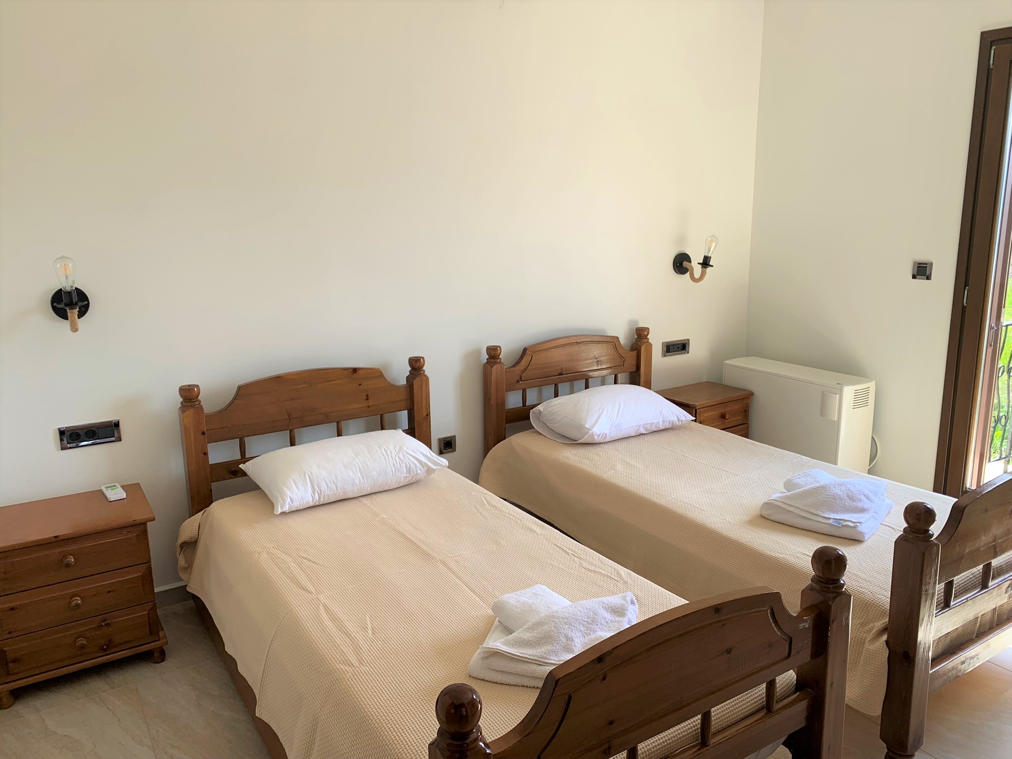 Bedroom of house for rent on Ithaca Greece, Stavros
