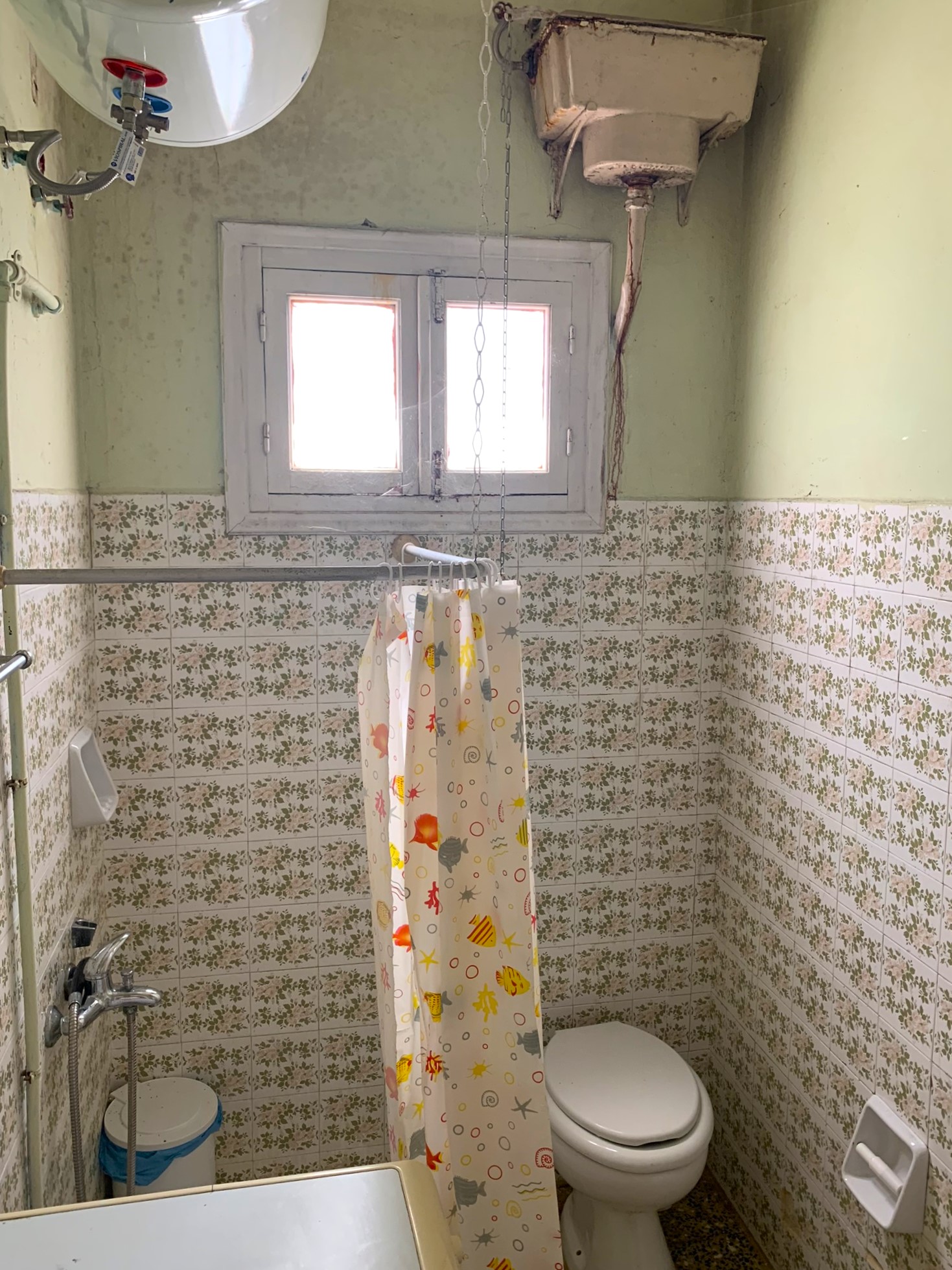 Bathroom of house for sale on Ithaca Greece, Frikes