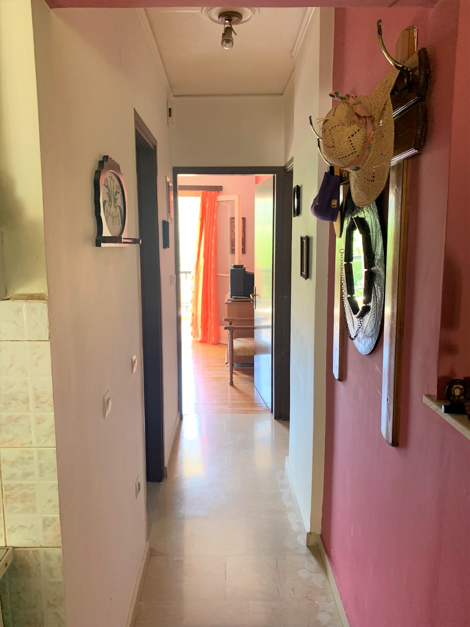 Εσωτερικό κατοικίας προς πώληση στην Ιθάκα, Βαθύ