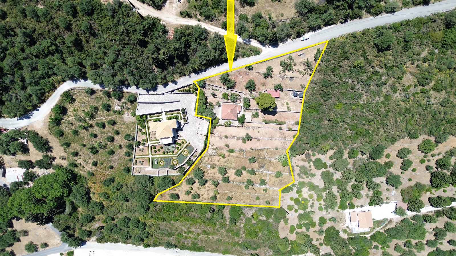 Aerial view with location and border of house for sale in Ithaca Greece Platrithya