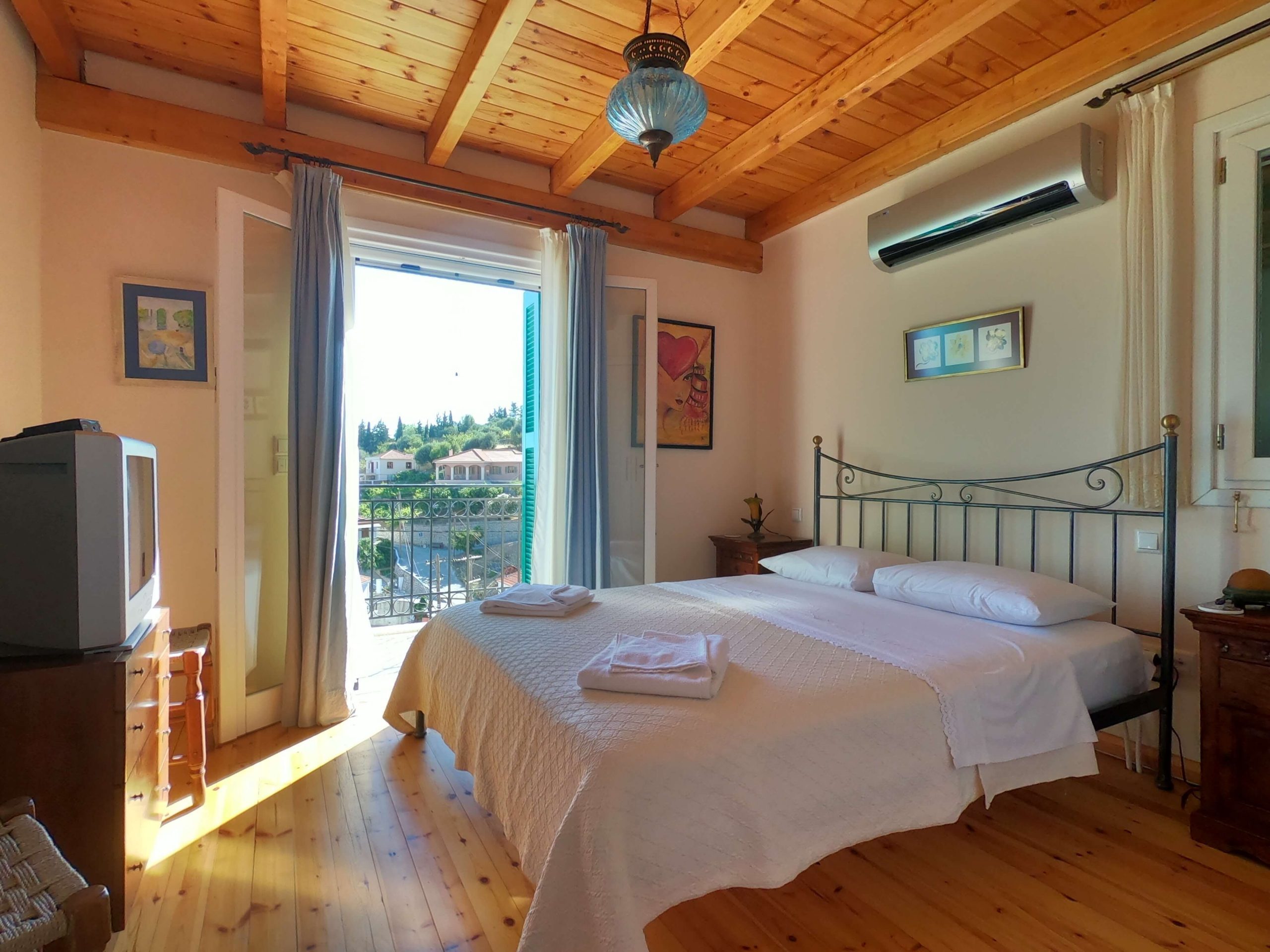 Double bedroom of house for sale in Ithaca Greece Perachori