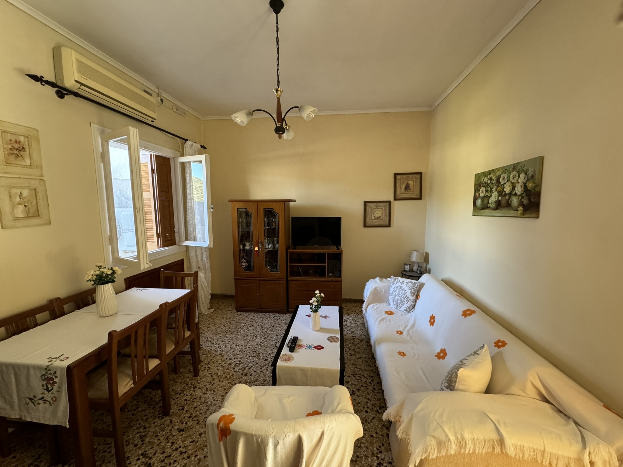 Living room of house for sale in Ithaca Greece, Vathi