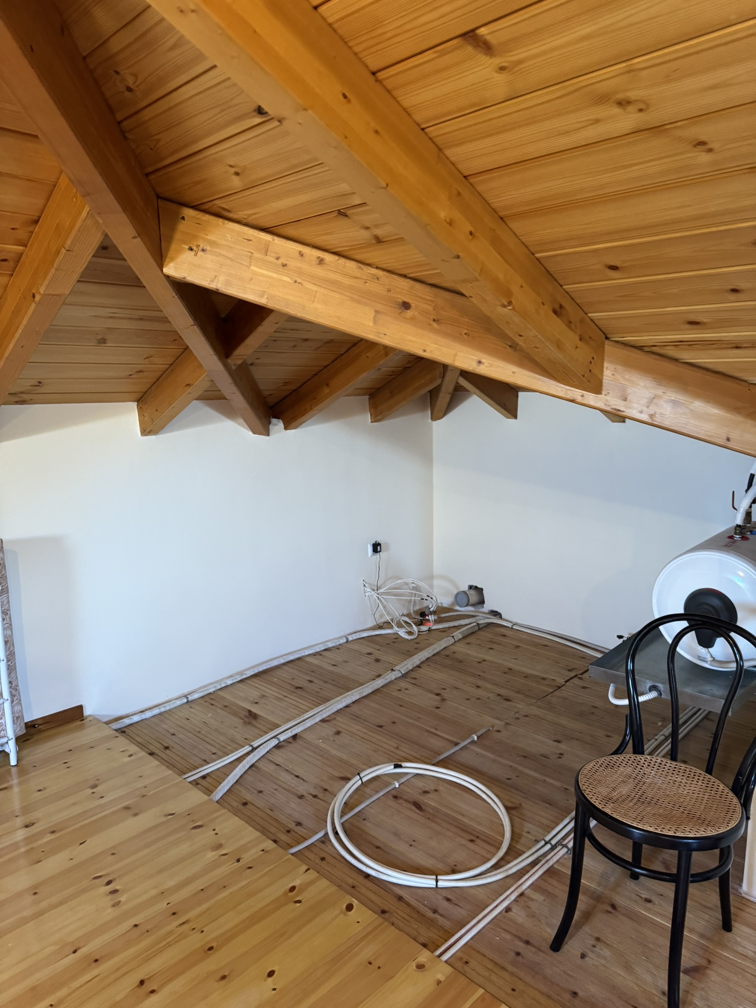 Attic of house for sale in Ithaca Greece, Perachori