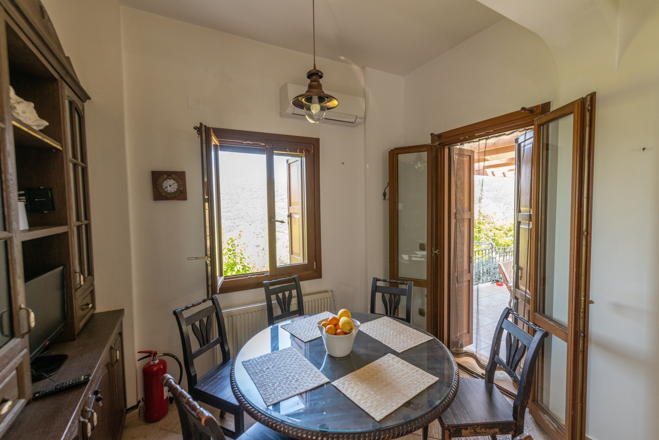 Breakfast area in house for rent in Ithaca Greece, Pilikata