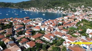 Aerial view and location of house for sale in Ithaca Greece, Vathi