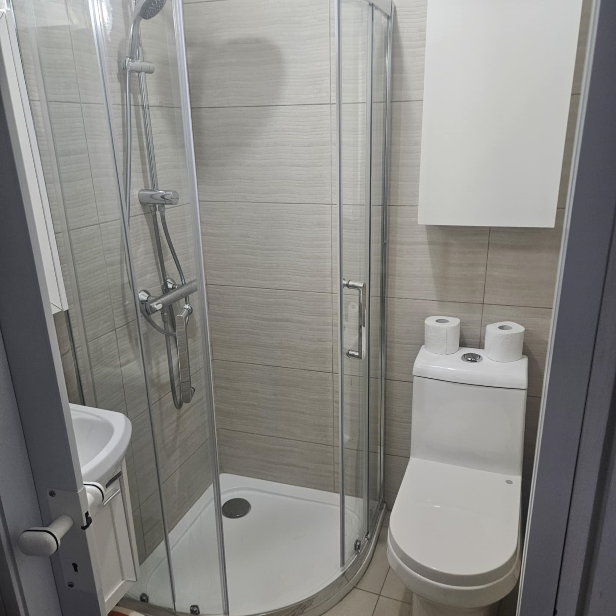 Bathroom of house for sale in Ithaca Greece, Vathi